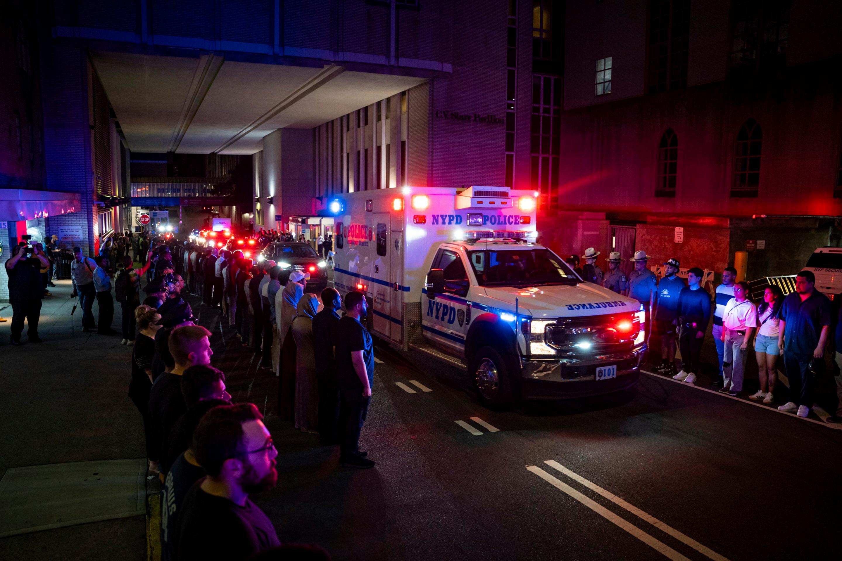 Streľba v kancelárskej budove na Manhattane.