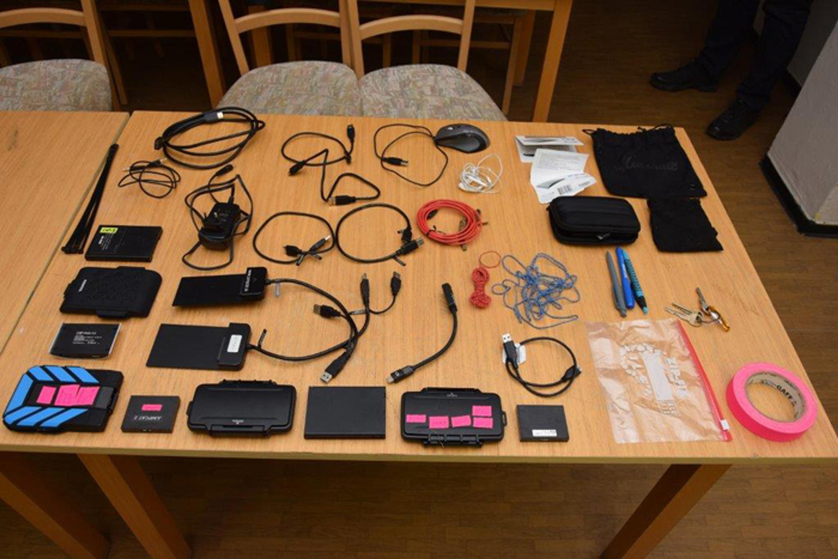 Ukradnuté veci filmového štábu Juraja Jakubiska.