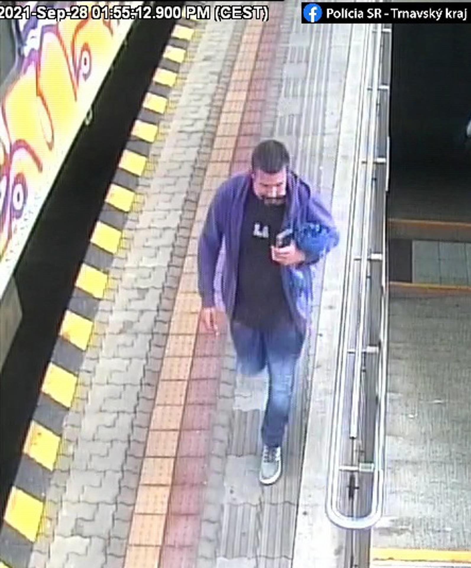 Exibicionista z vlaku na trase Dunajska Streda - Bratislava.