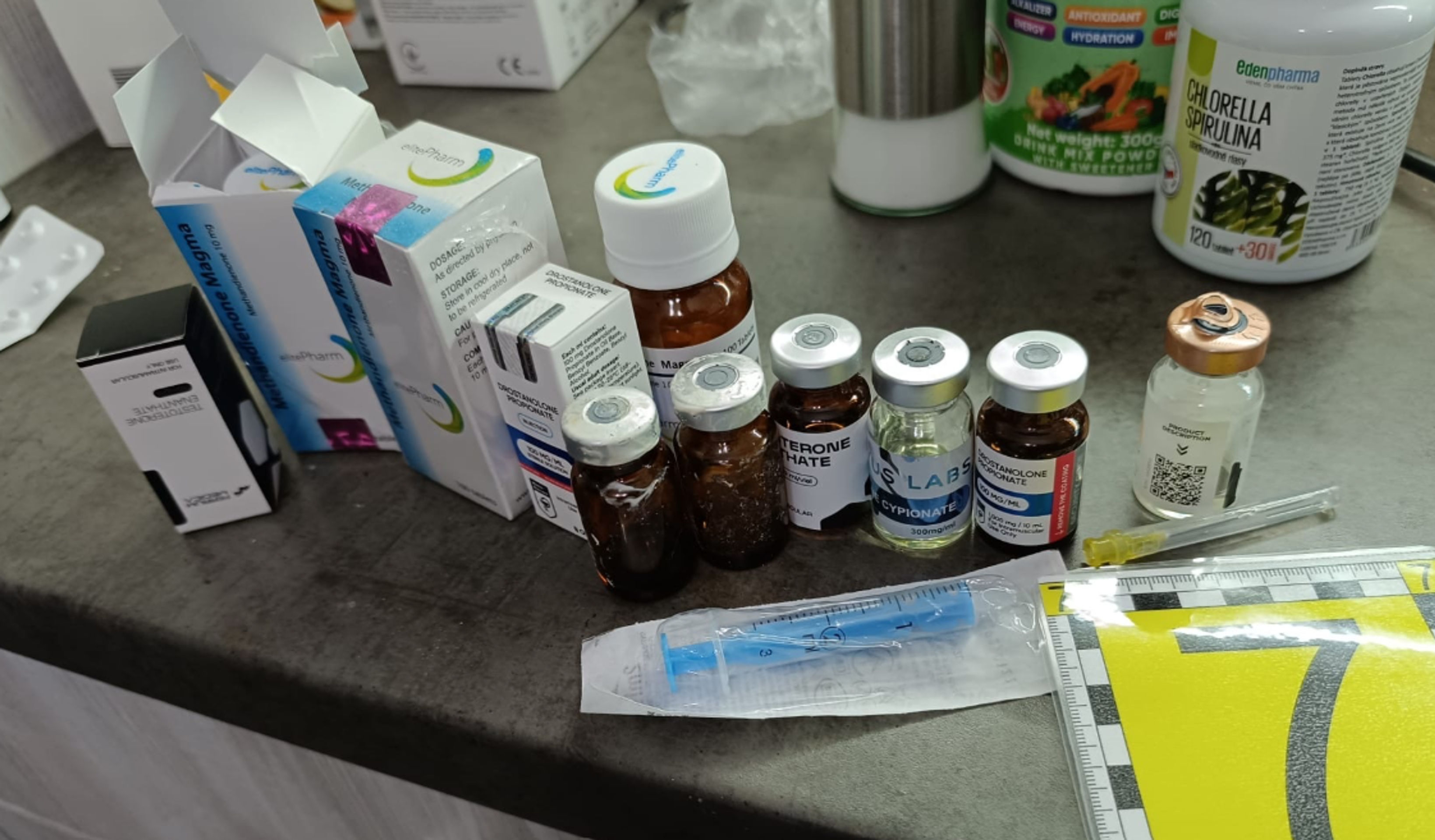 Protidrogová razia Hlavička.