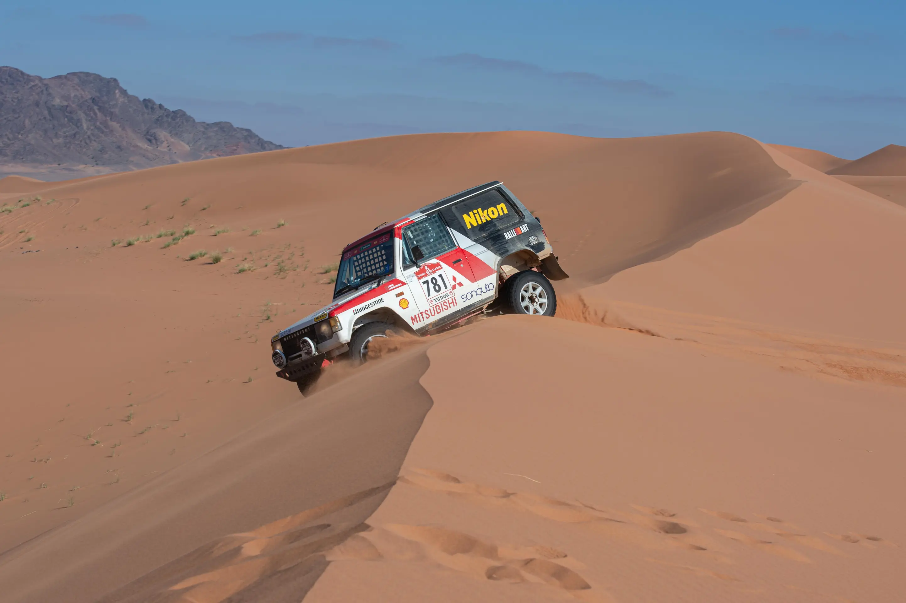 Mitsubishi Pajero 3000 L141G