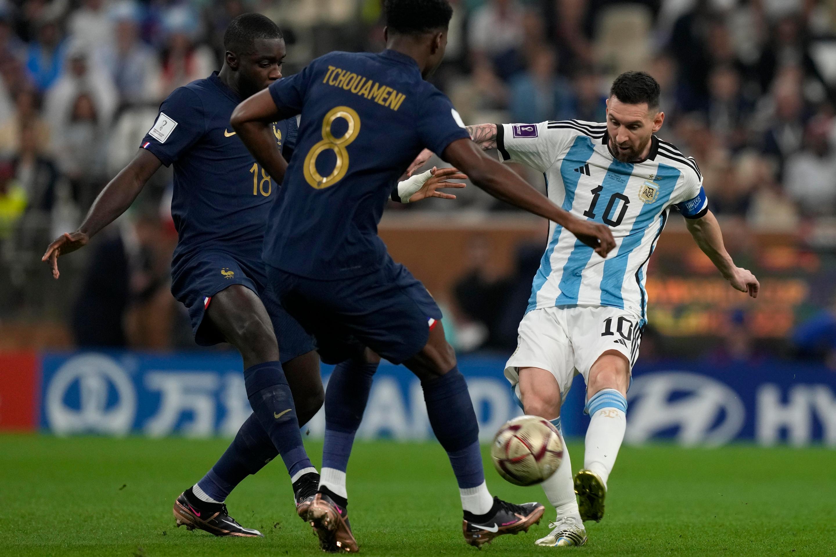 Momentka z úvodu zápasu