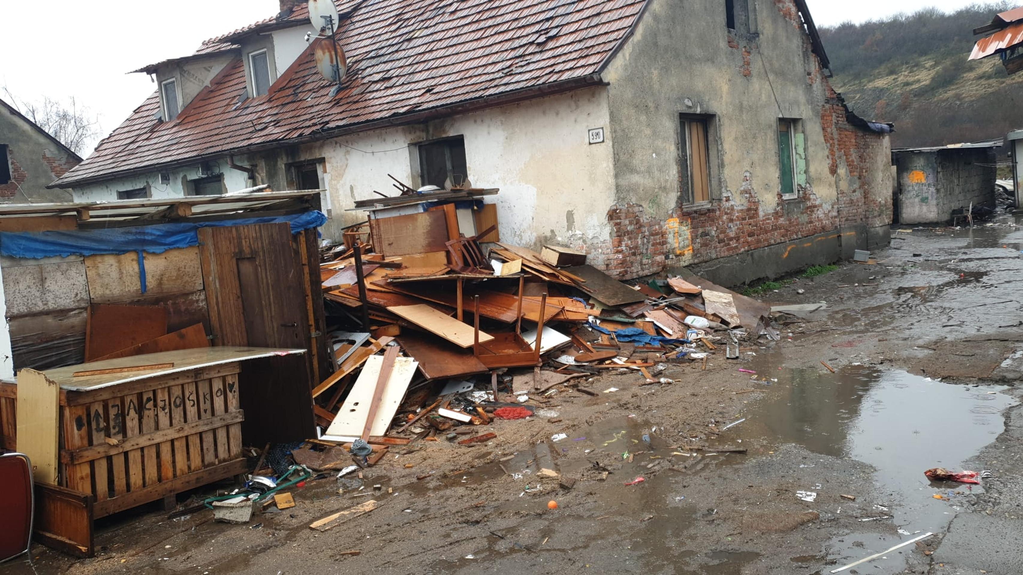 Požiar vypukol v časti Domky