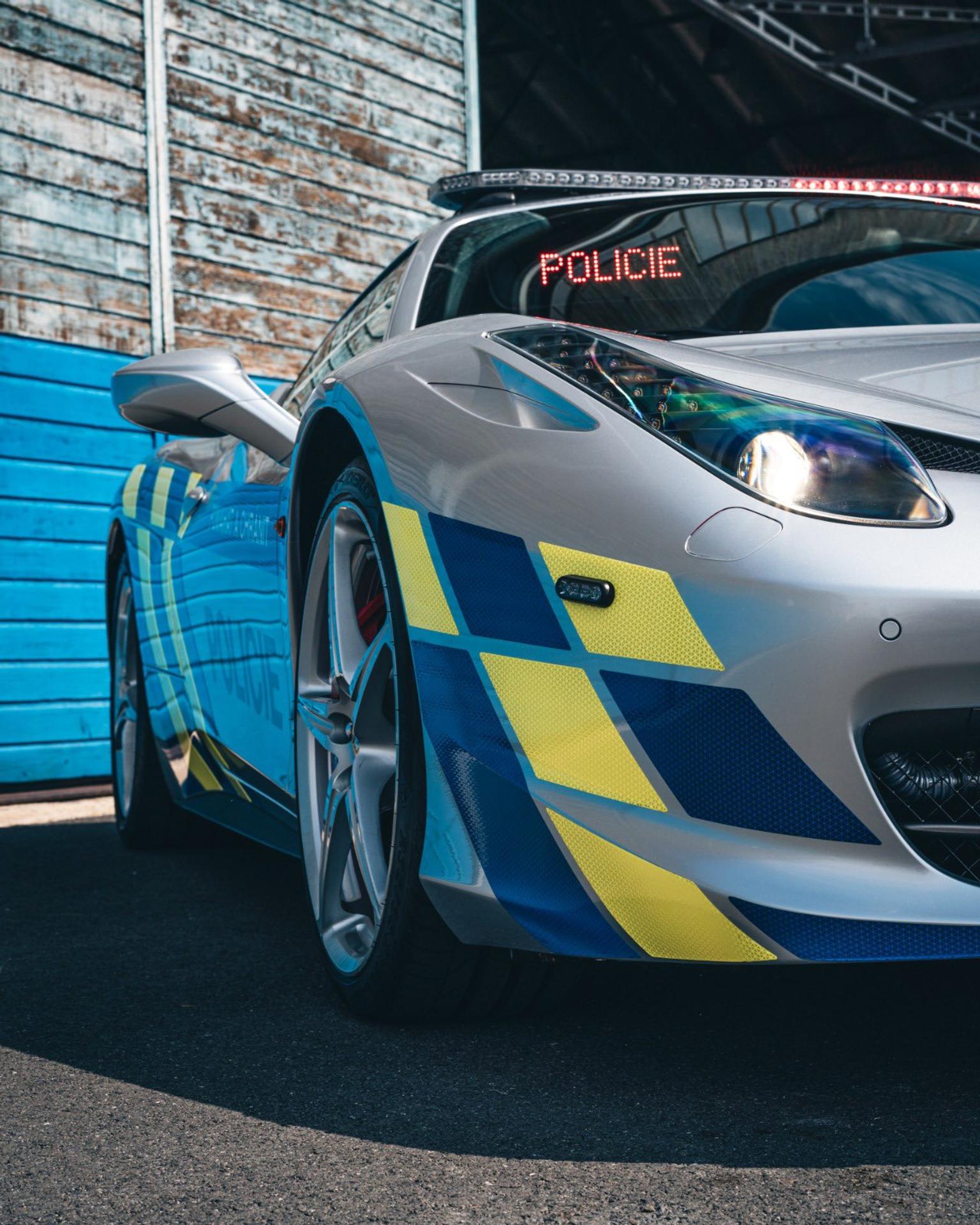 Ferrari českej polície.