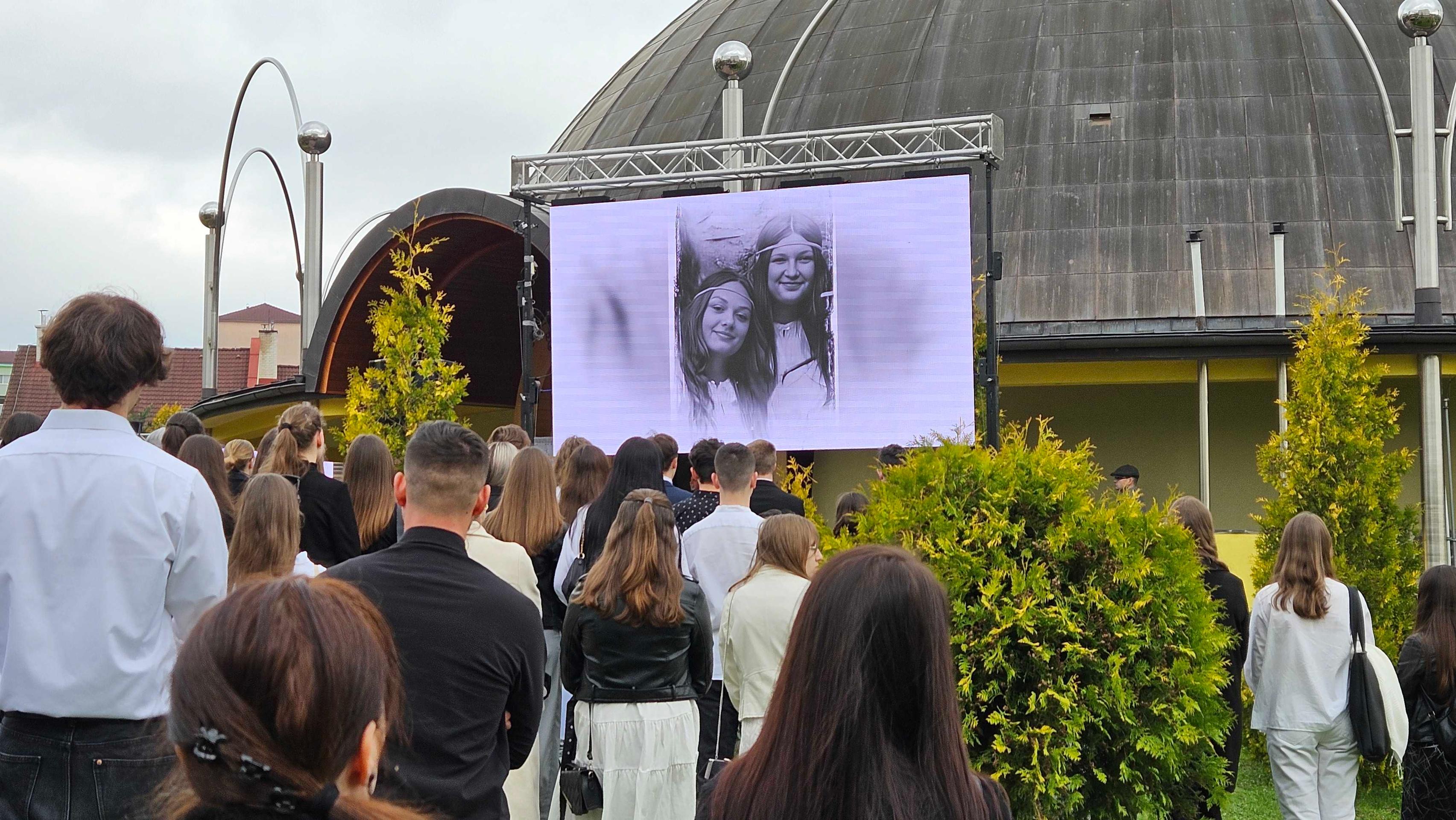 Posledná rozlúčka s obeťami tragédie na Spiši