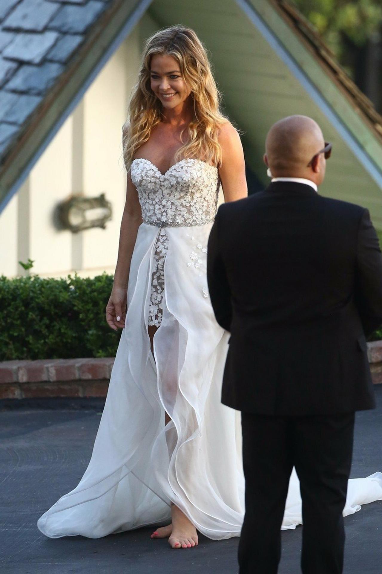 V týchto šatách bola Denise neprehliadnuteľná