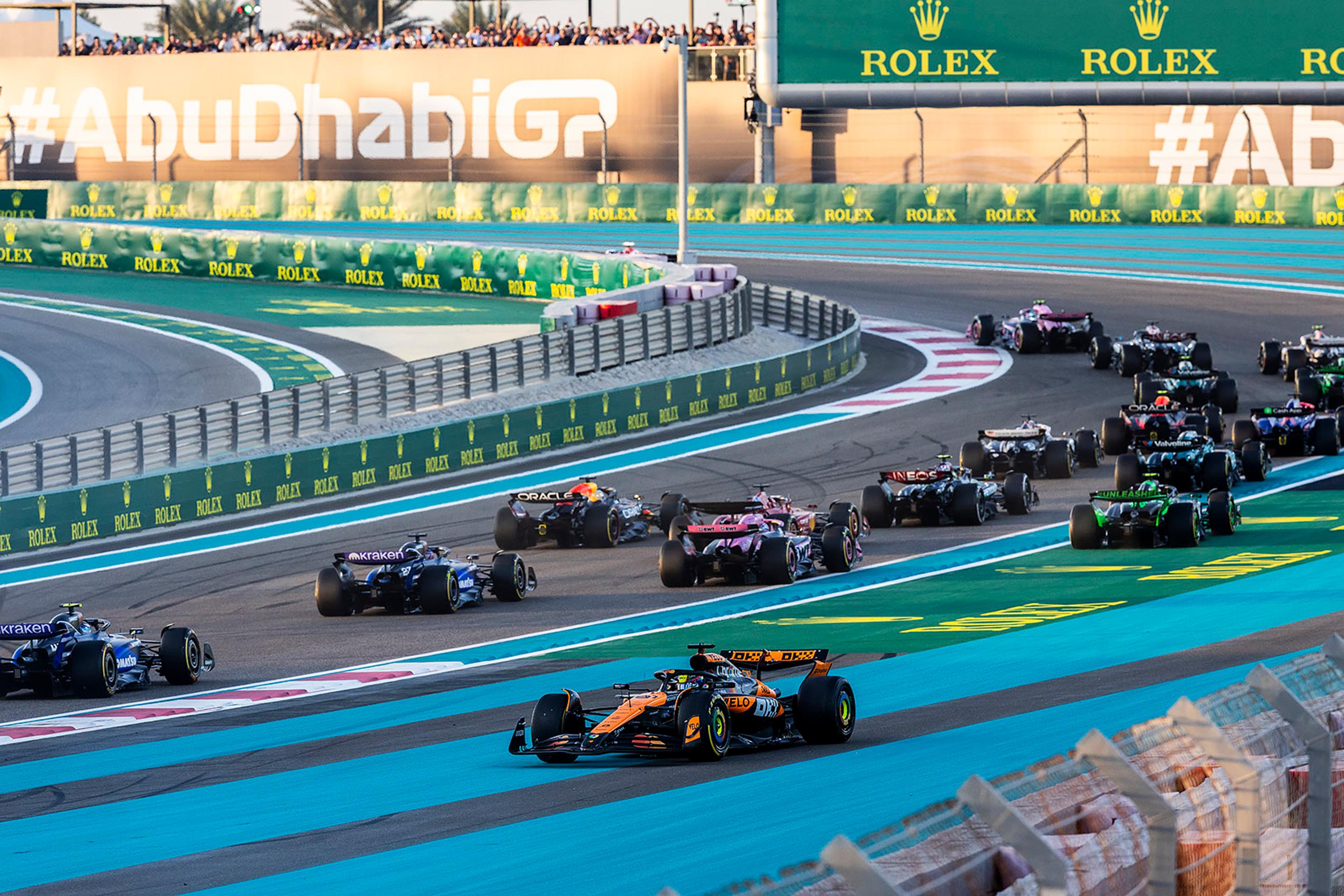 Štart Veľkej ceny Abú Zabí.