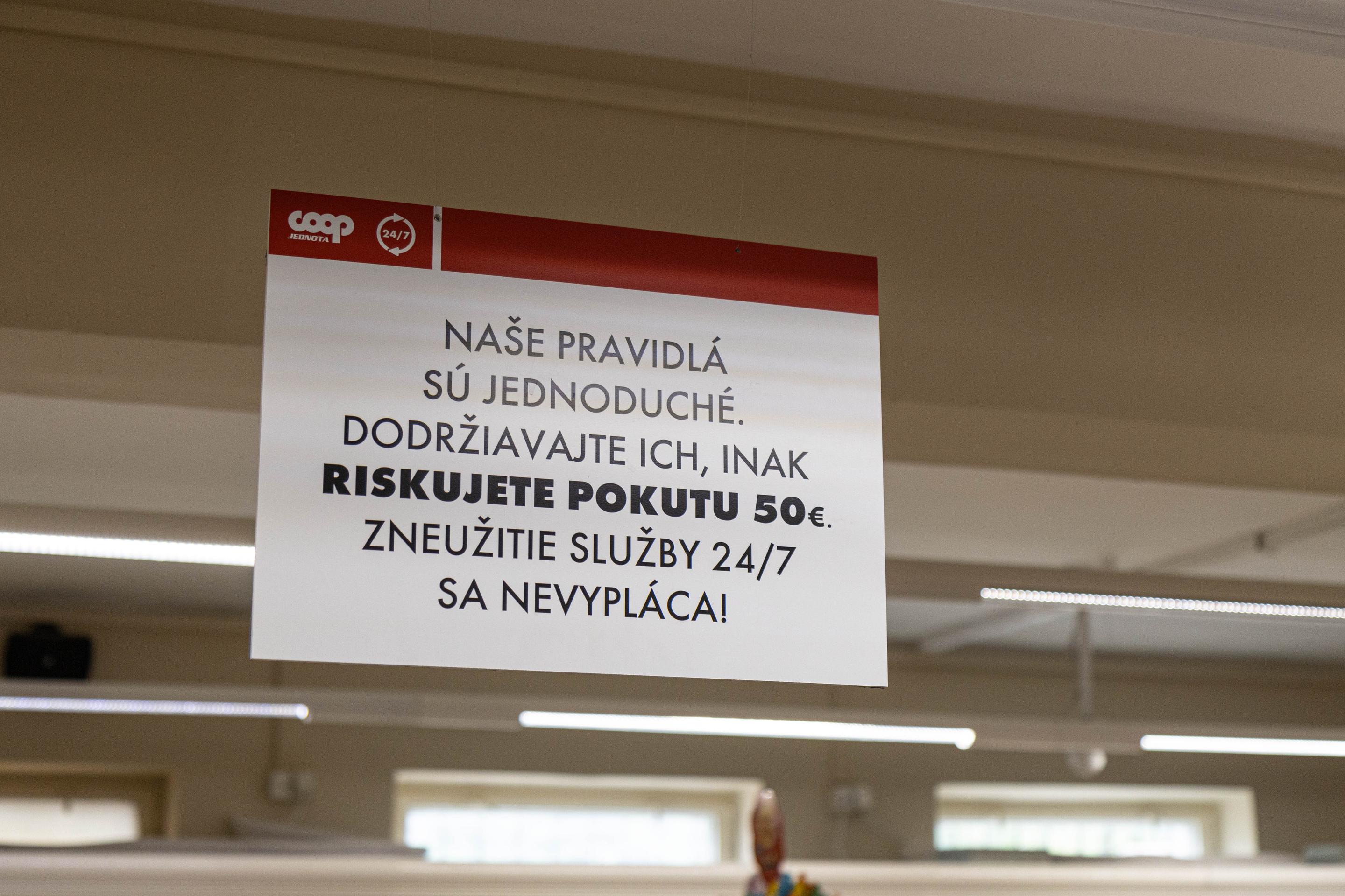 Nakupovanie v samoobslužnej predajni COOP Jednota