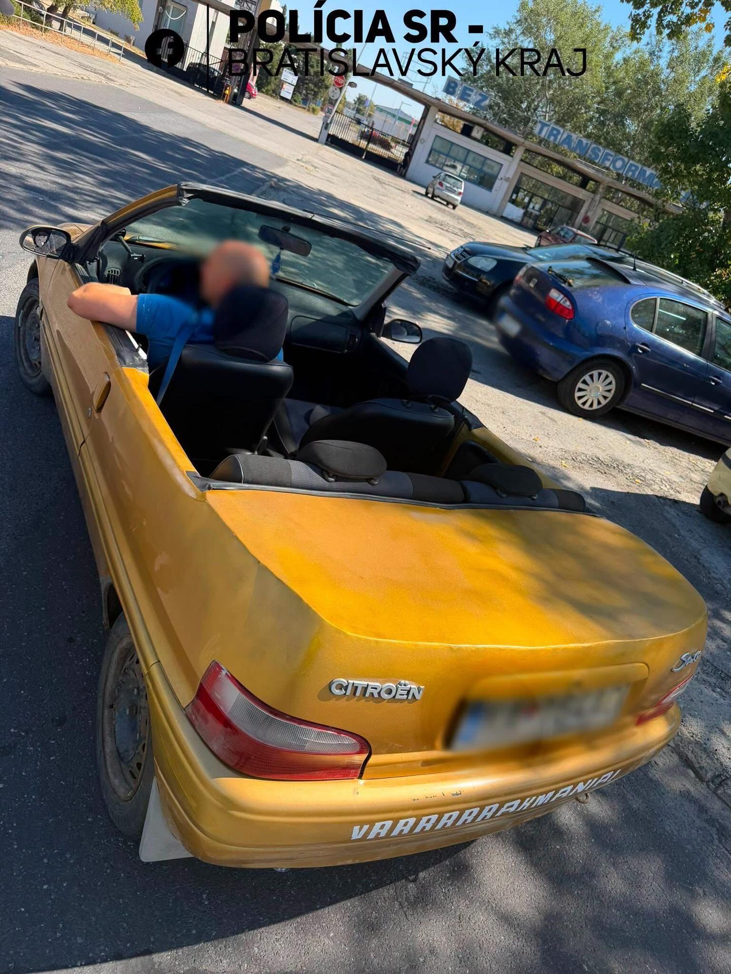 Doma si vyrobil kabriolet