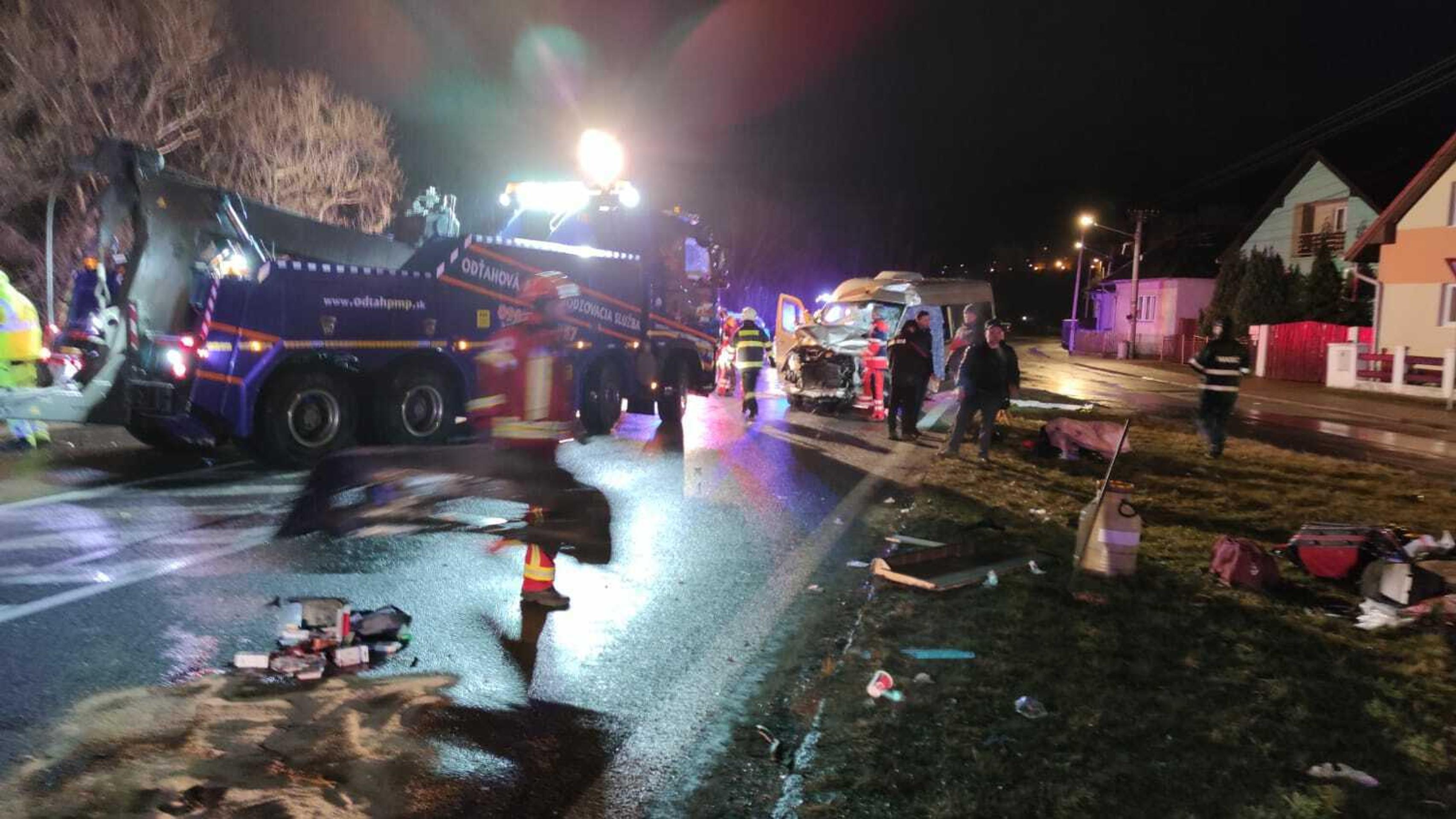 WhatsApp Video 2020-03-11 at 04.08.54.mp4