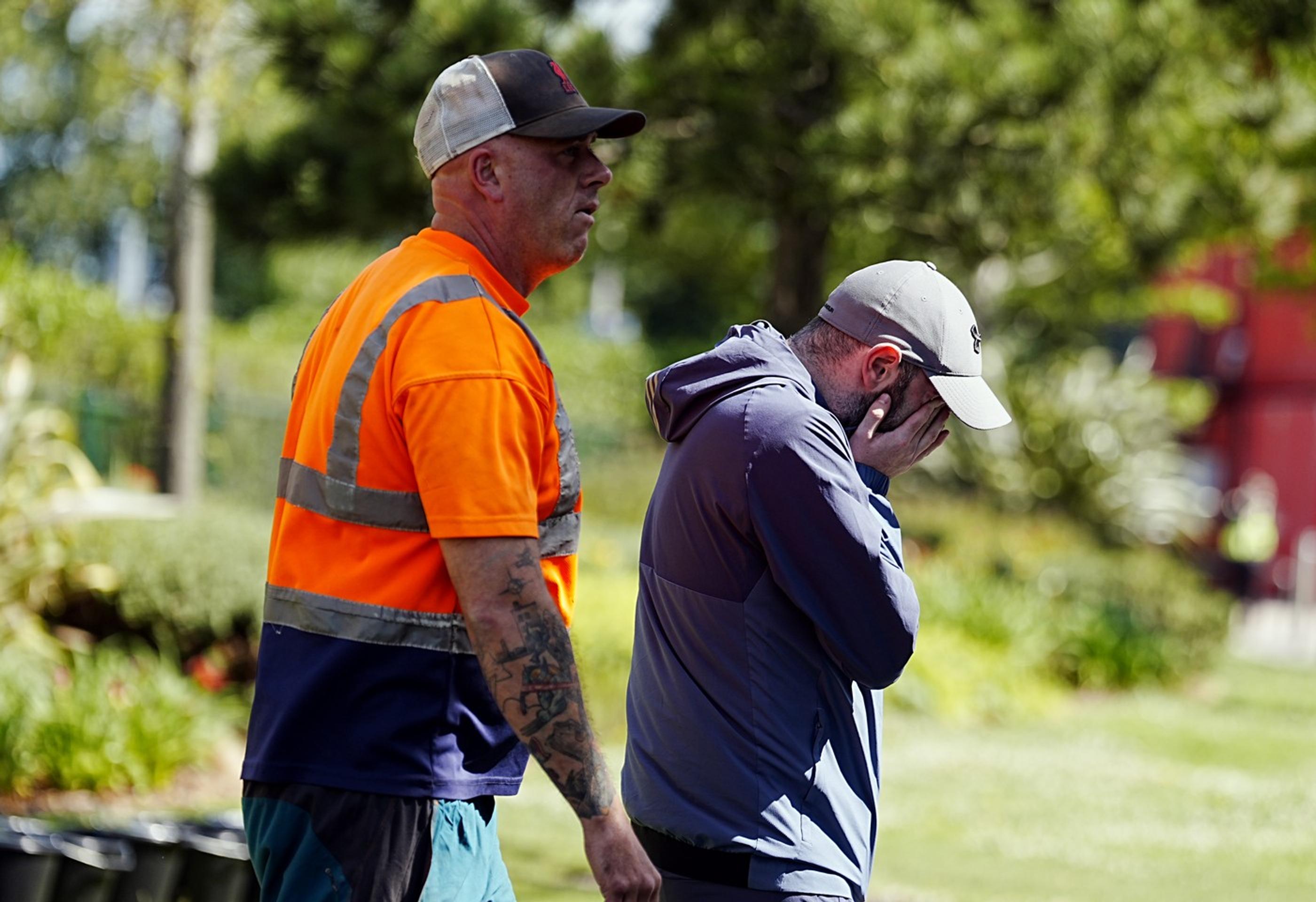 Fanúšikovia sa lúčia so zosnulým Diogom Jotom