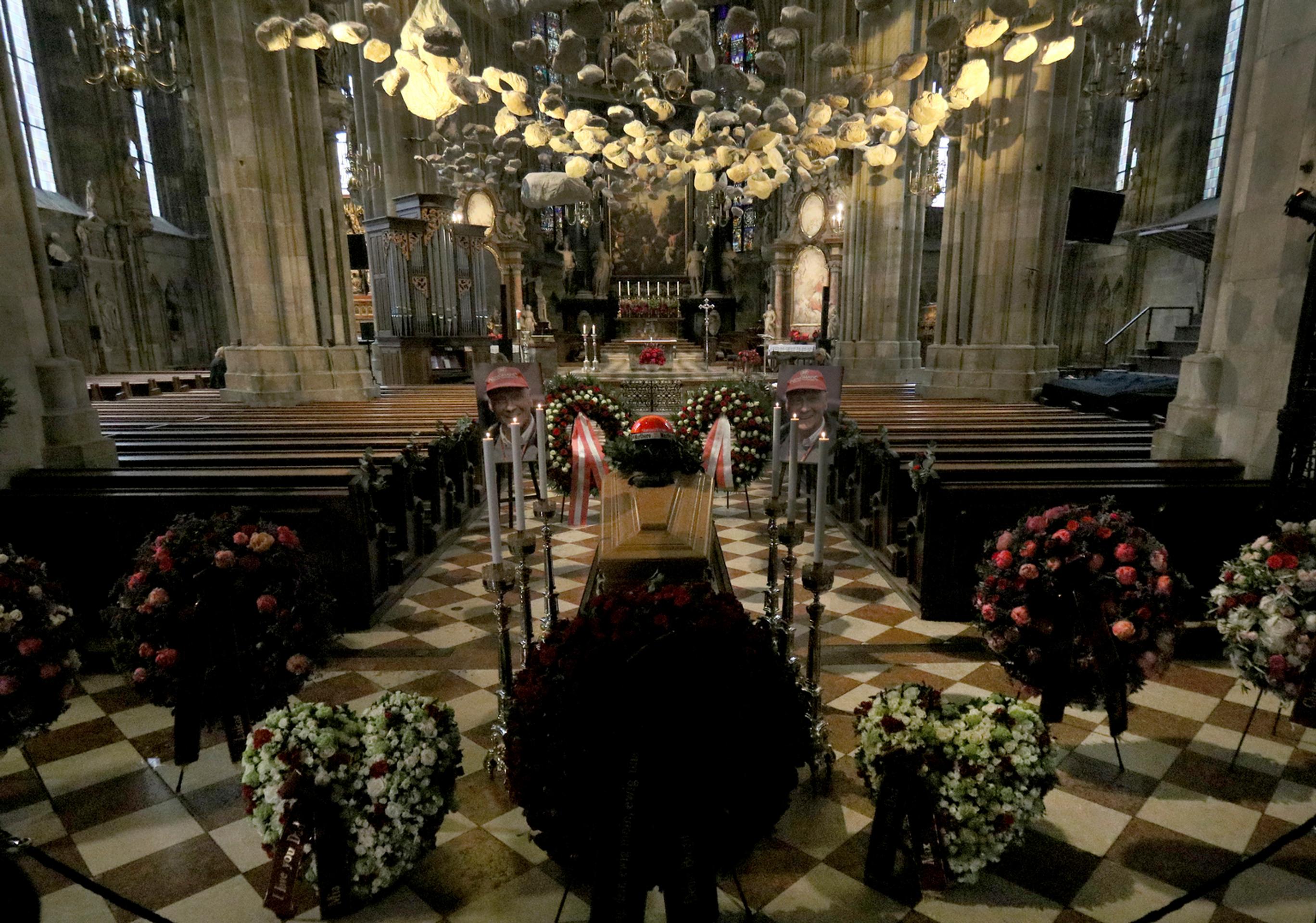 Nádherná správa je vonku. Herečka z Oteckov je tehotná.mp4