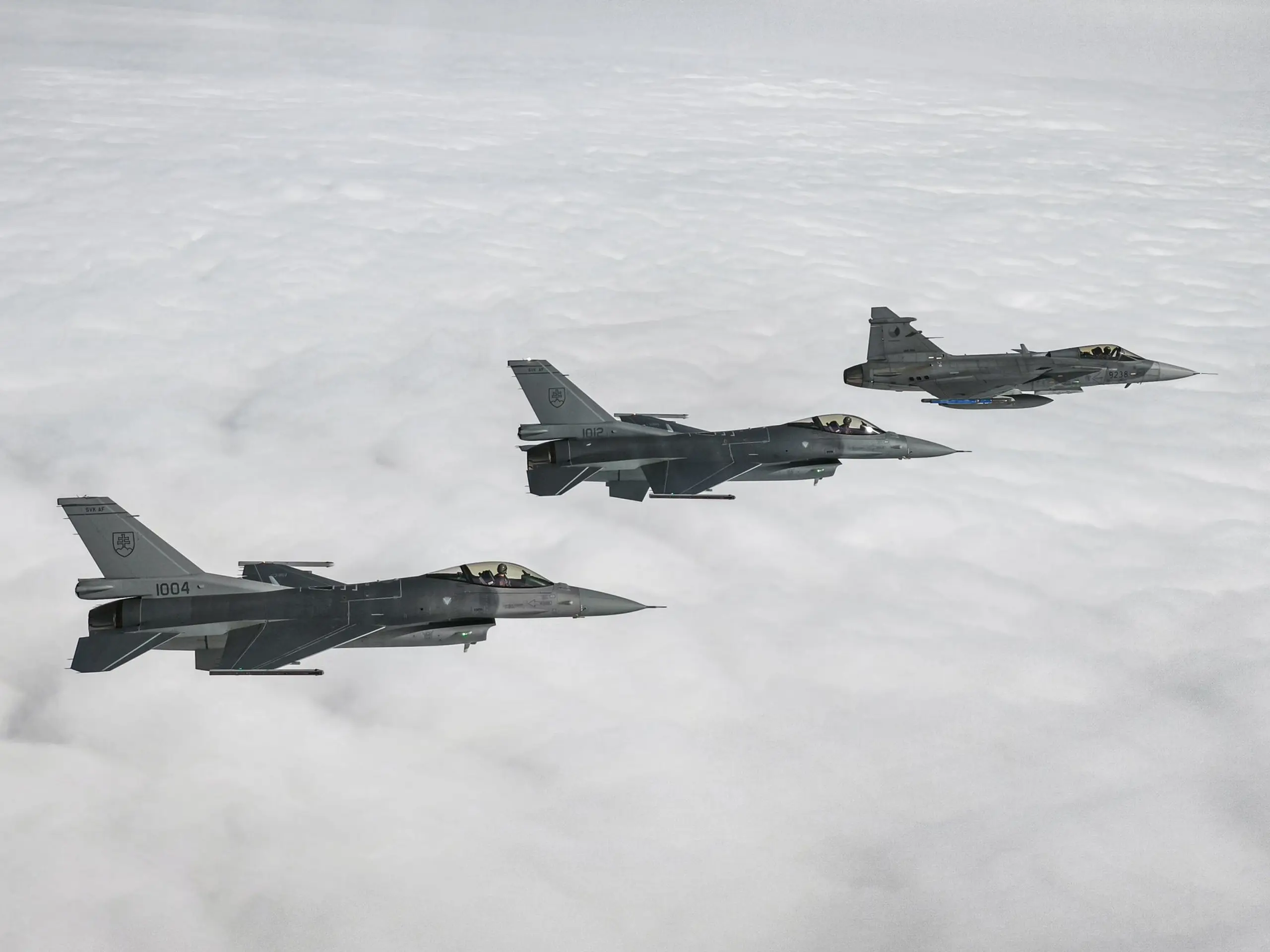 Slovenské stíhačky F-16 počas cvičenia Federated Cloud 2026.