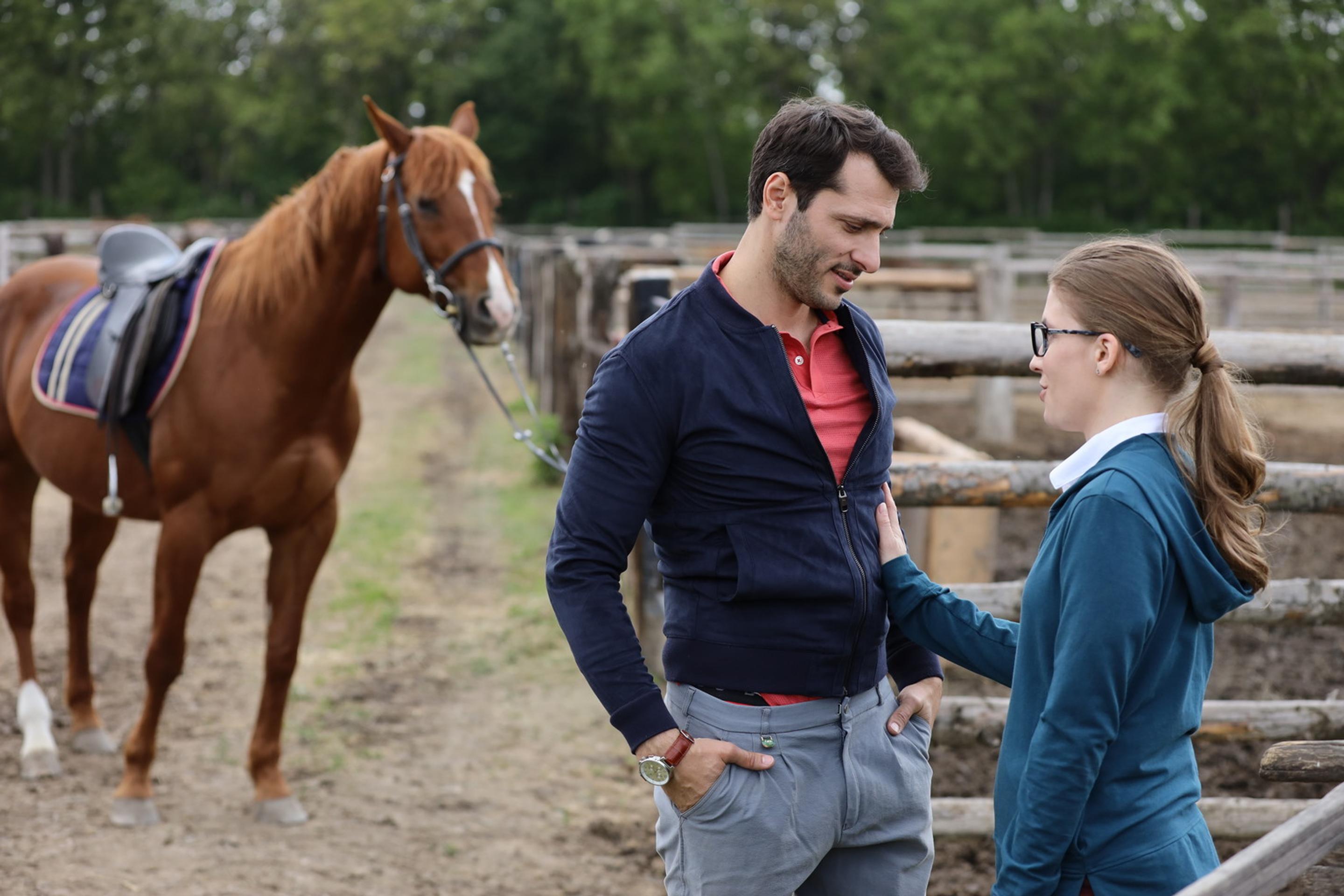Alex (Braňo Deák) a Ema (Jana Kovalčíková)
