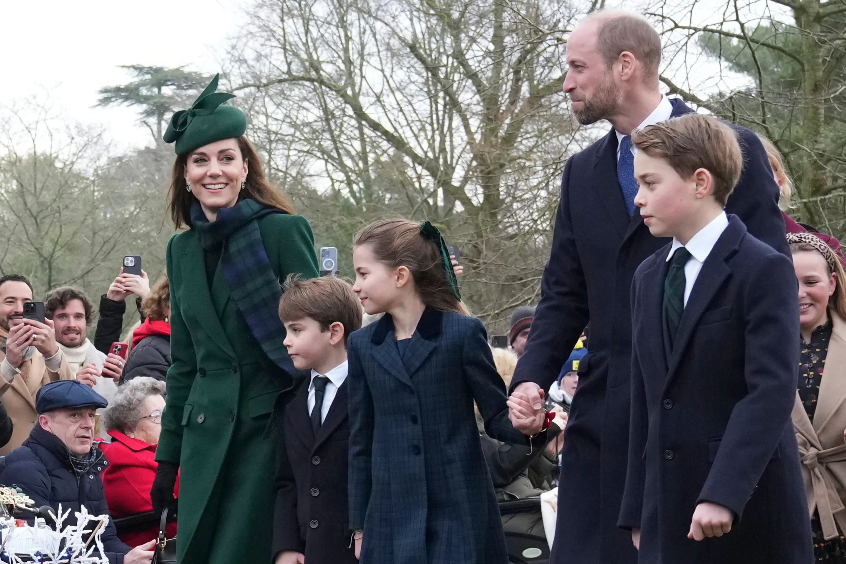 William a Kate so svojimi deťmi