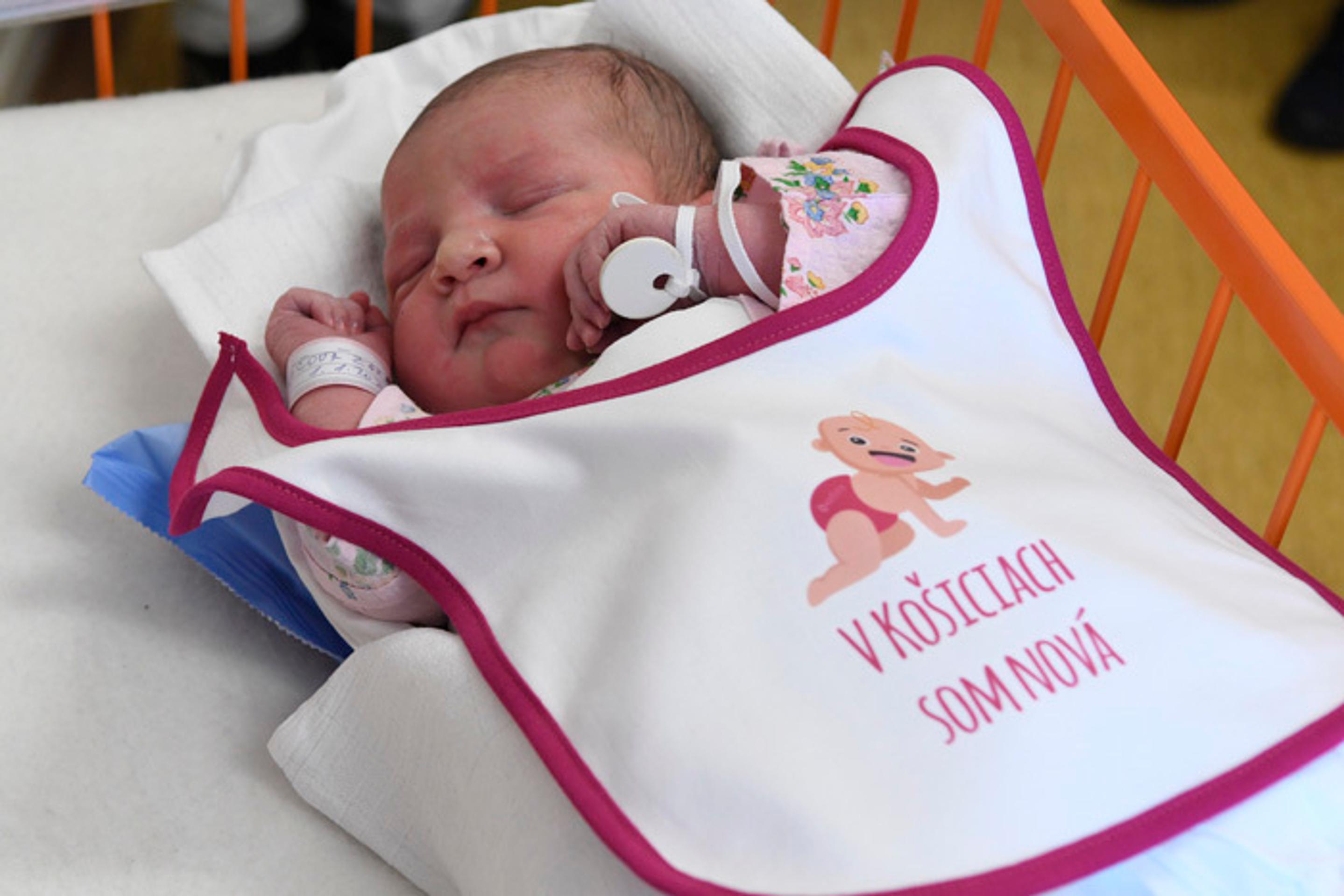 Zara je prvorodeným dieťaťom Michala Badlíka a Lívie Takáčovej z Terasy z mestskej časti Košic.