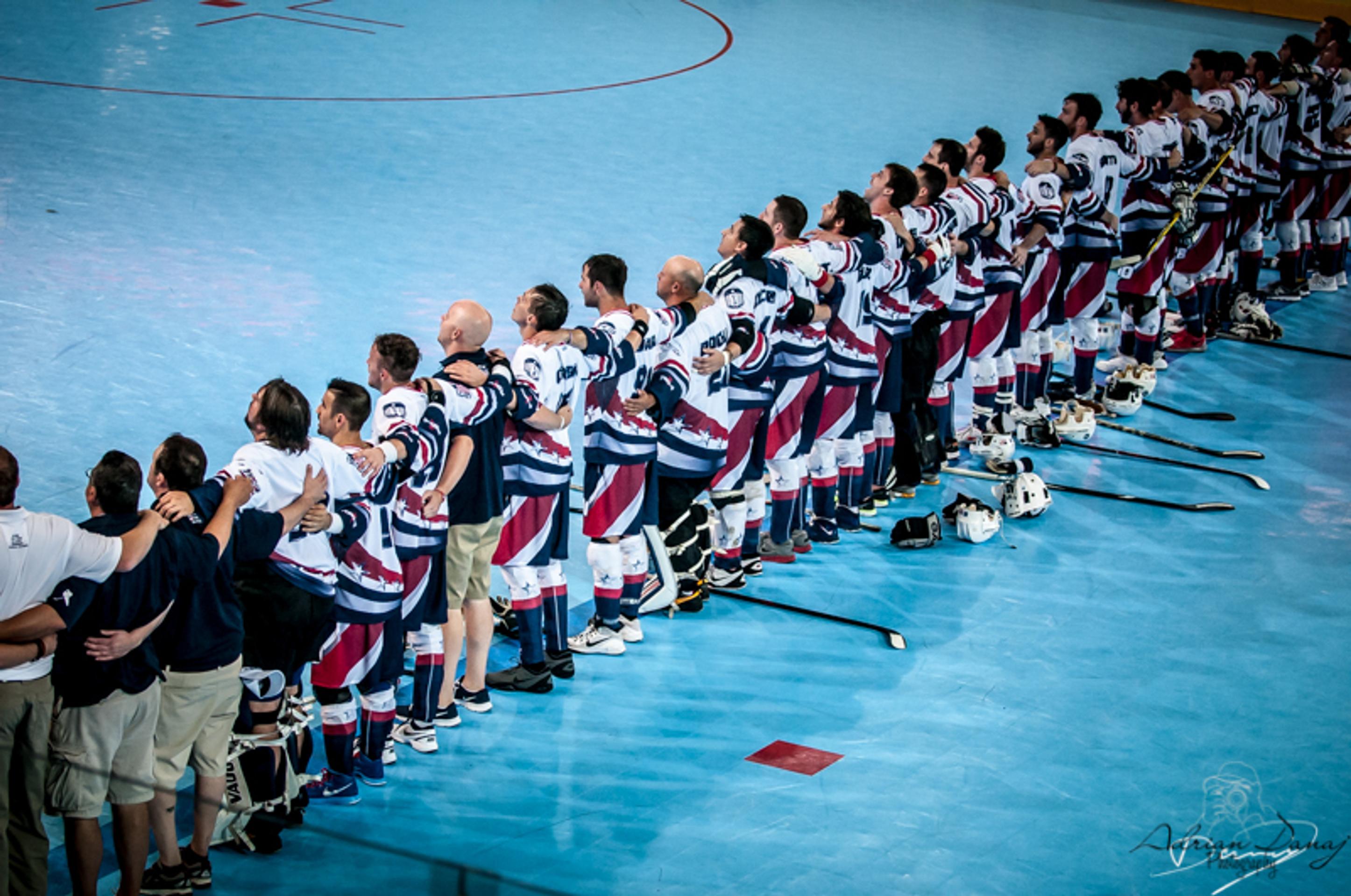 Úvodný duel hokejbalových MS USA-Slovensko.