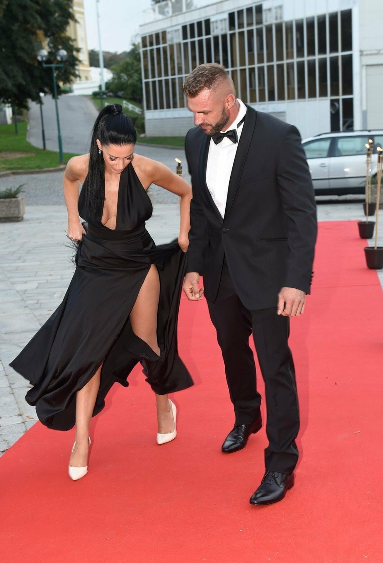 Na Andreu striehli paparazzi