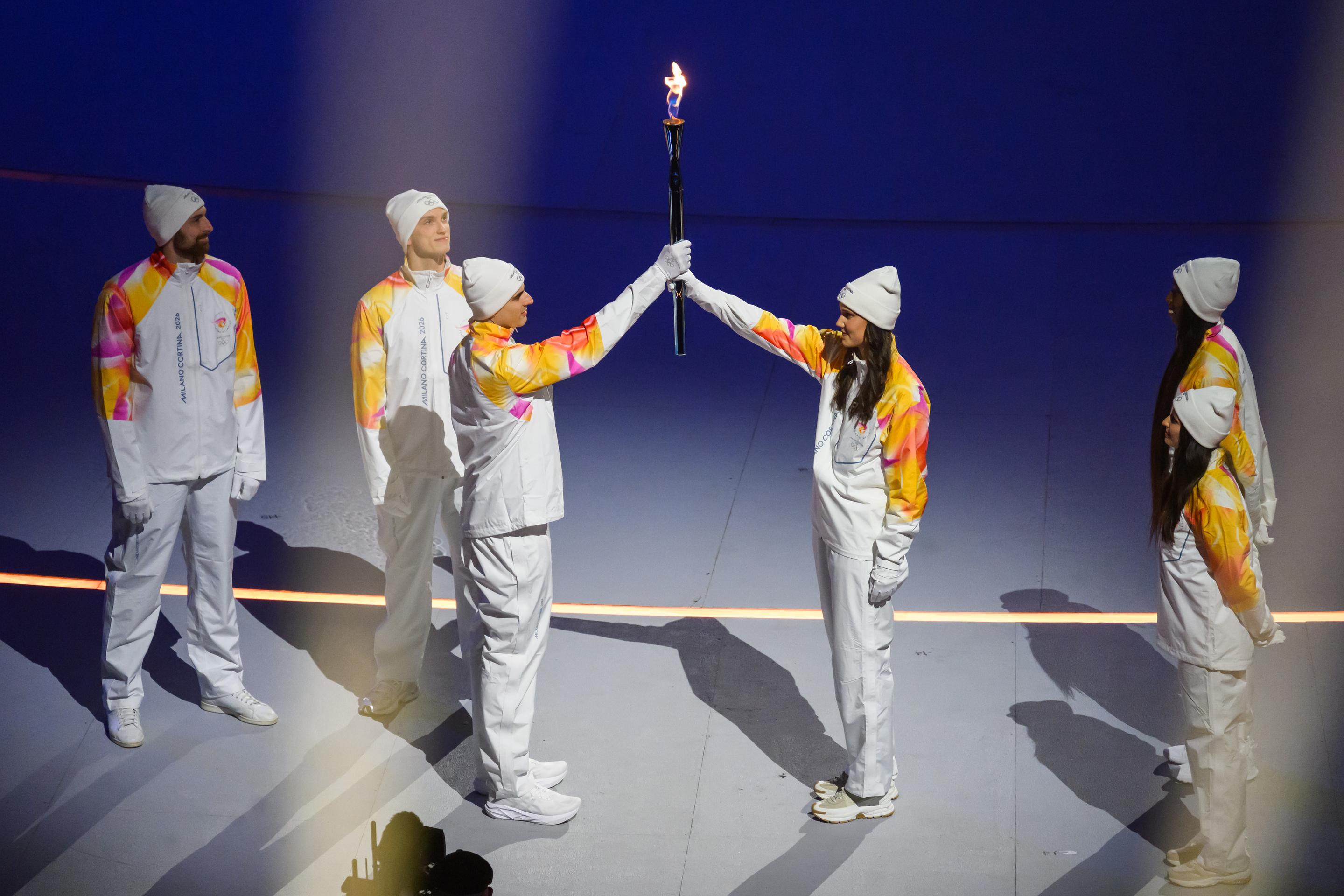 Na snímke olympijská pochodeň počas otváracieho ceremoniálu.