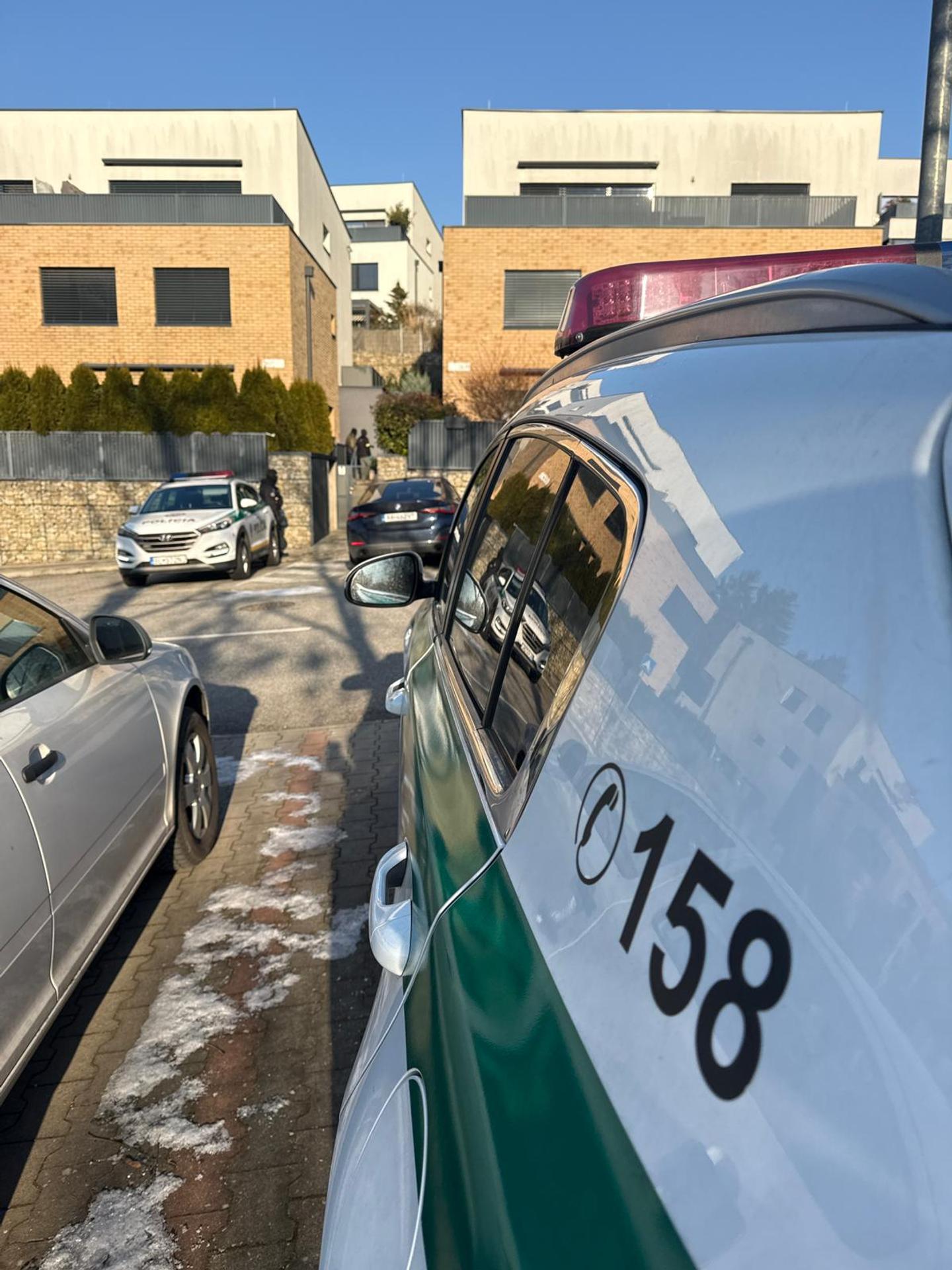 Polícia zasahuje v dome slovenskej političky