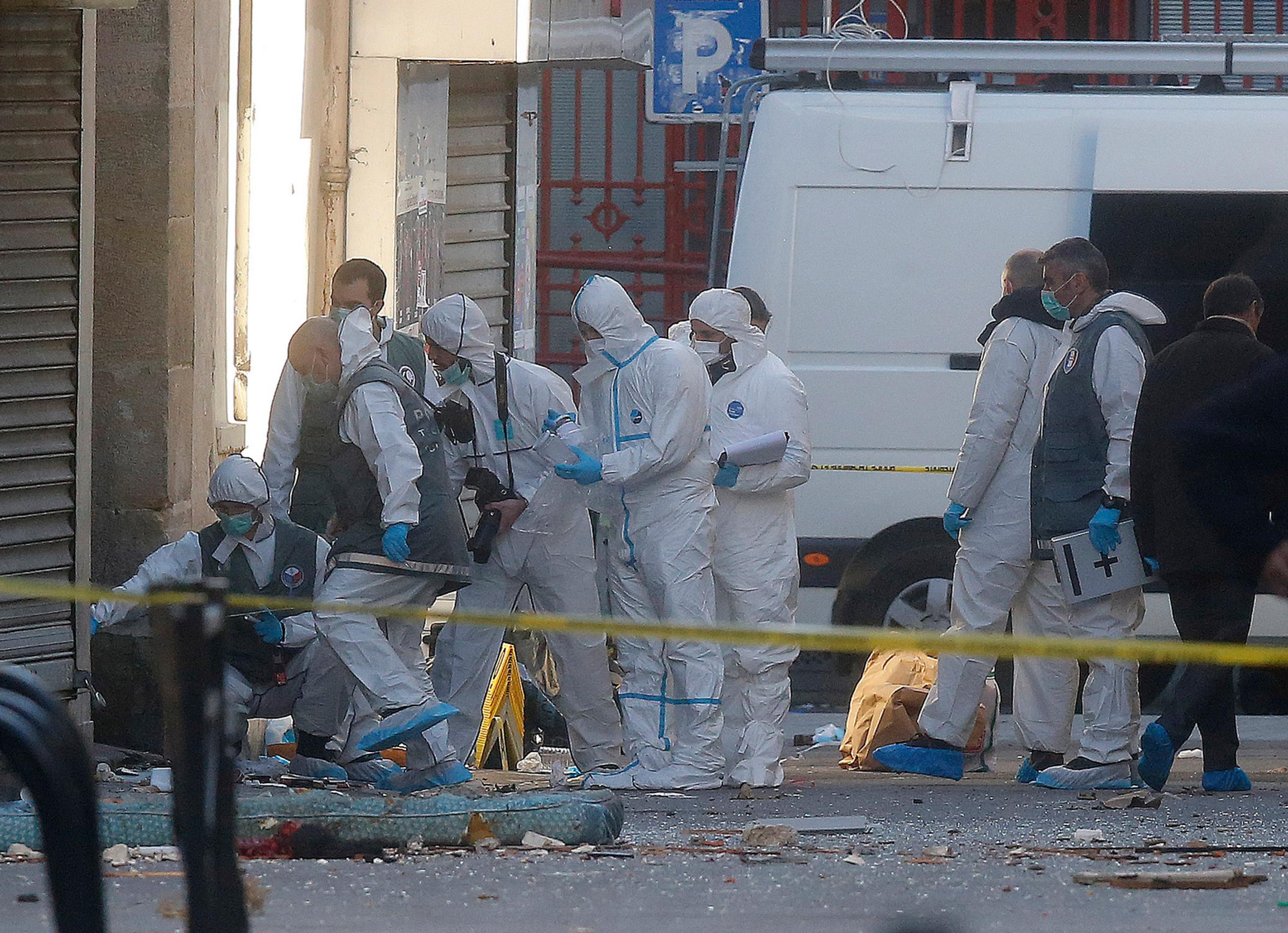 Policajný zásah proti teroristom v Saint-Denis