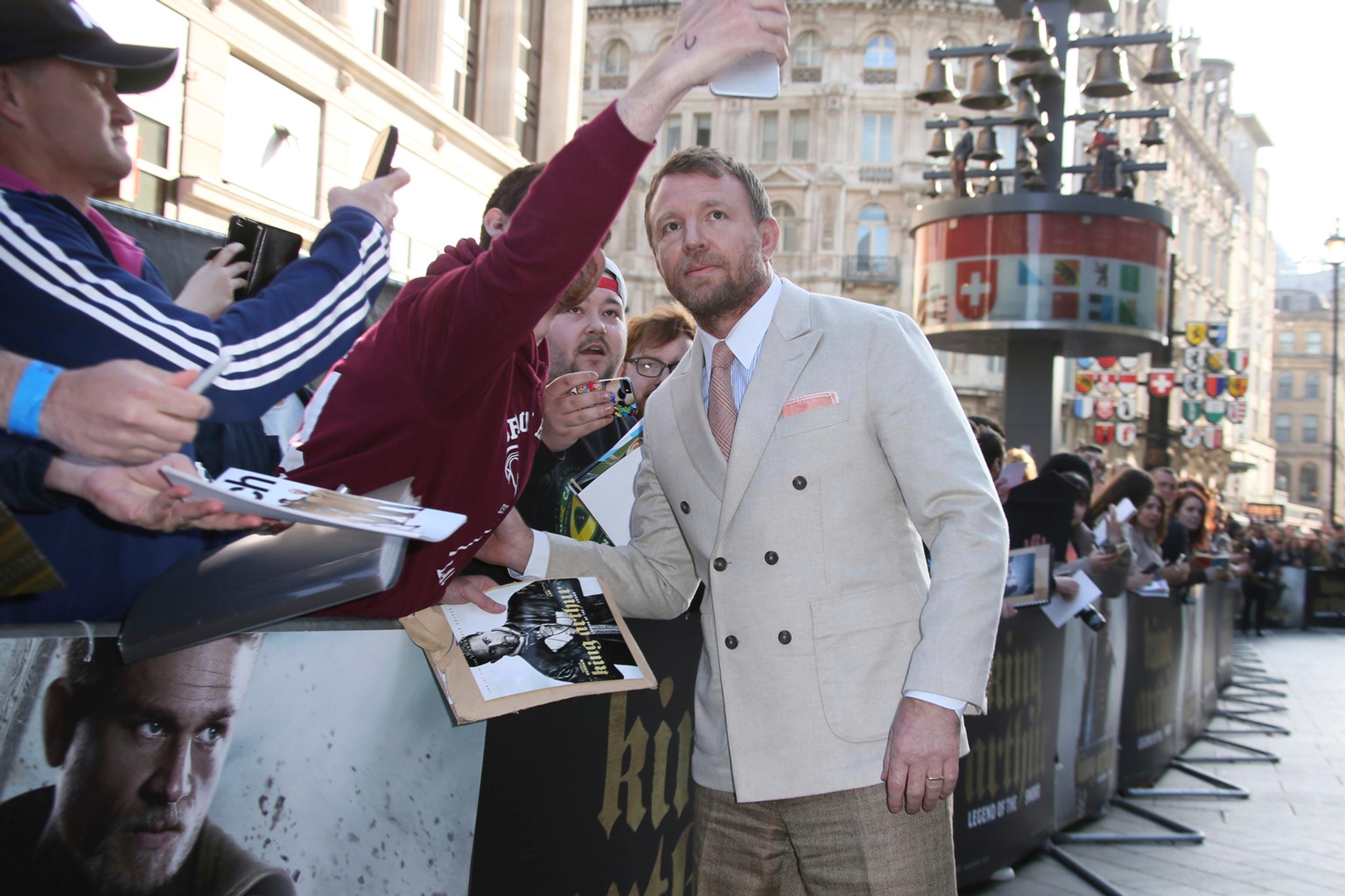 Režisér snímky Guy Ritchie