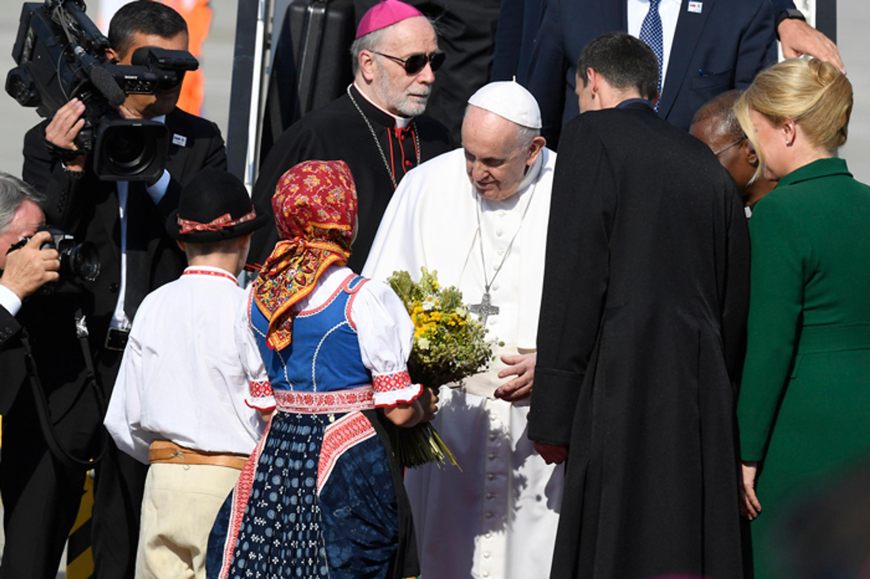 Svätý Otec dostal kyticu z pôvodných slovenských druhov rastlín a bylín.
