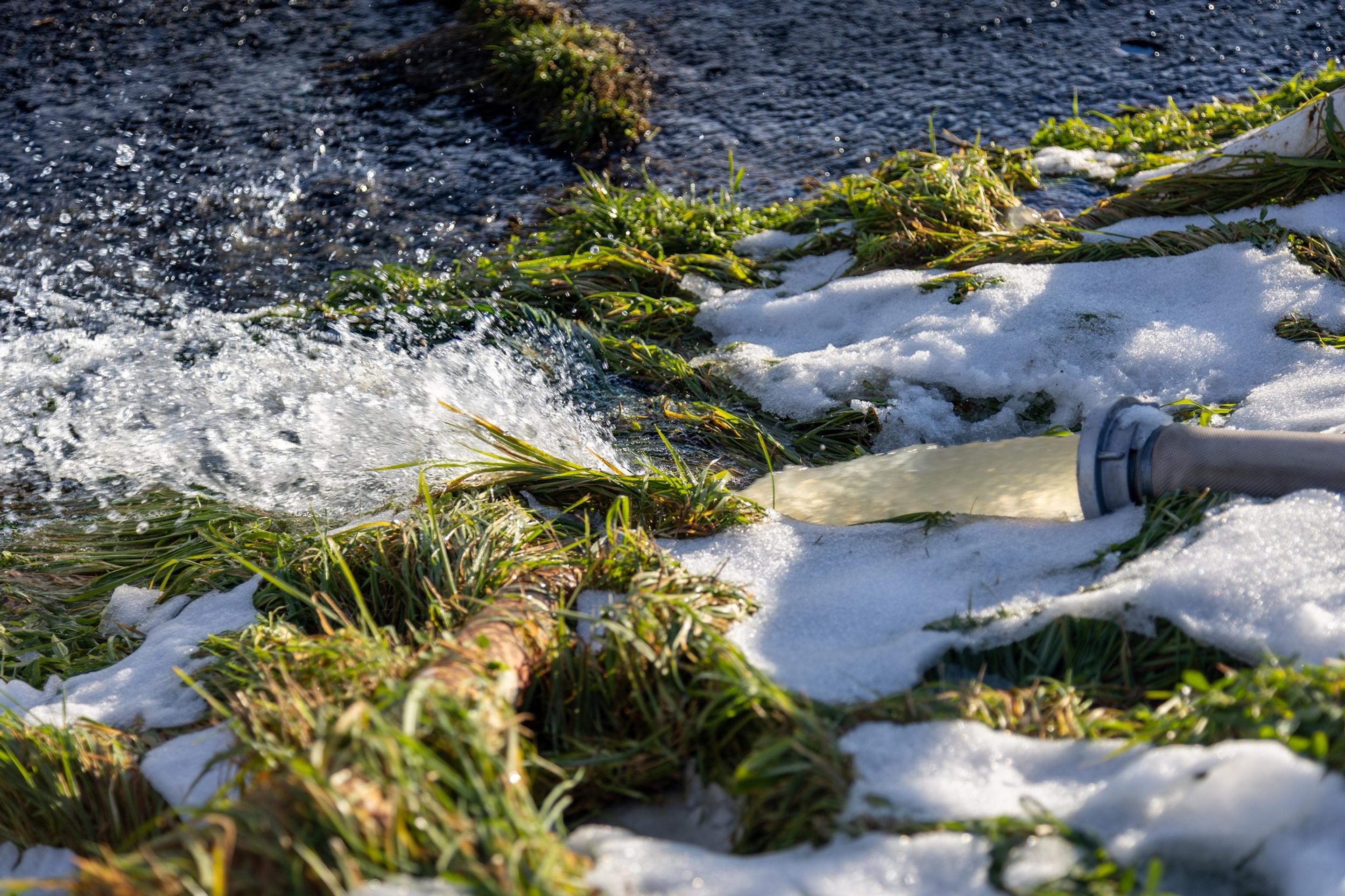 Zábery z povodní v Sliači