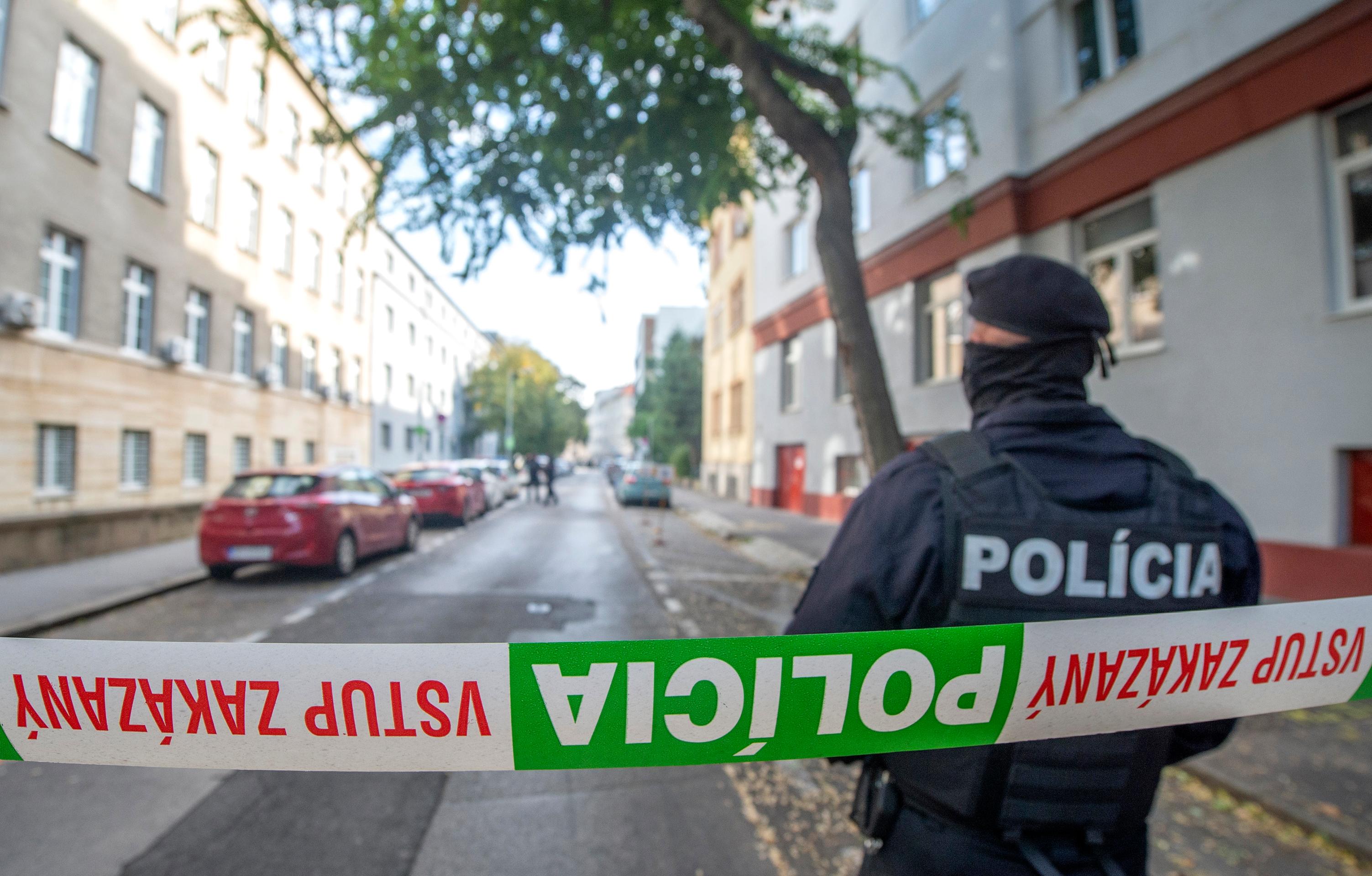 Rozhodovanie o väzbe pre Dušana Dědečka.