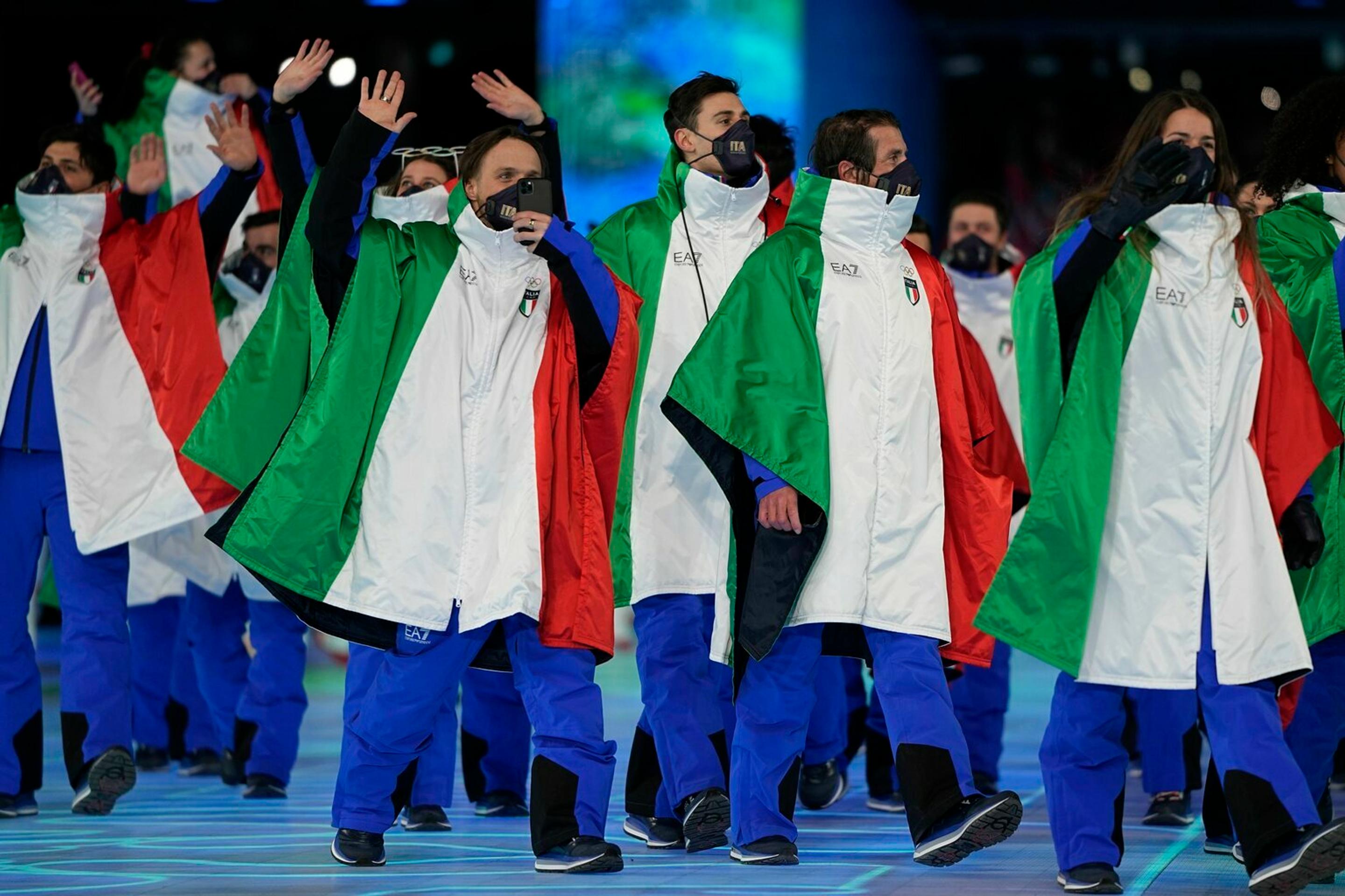 Atléti Talianska na otváracom ceremoniáli ZOH 2022.