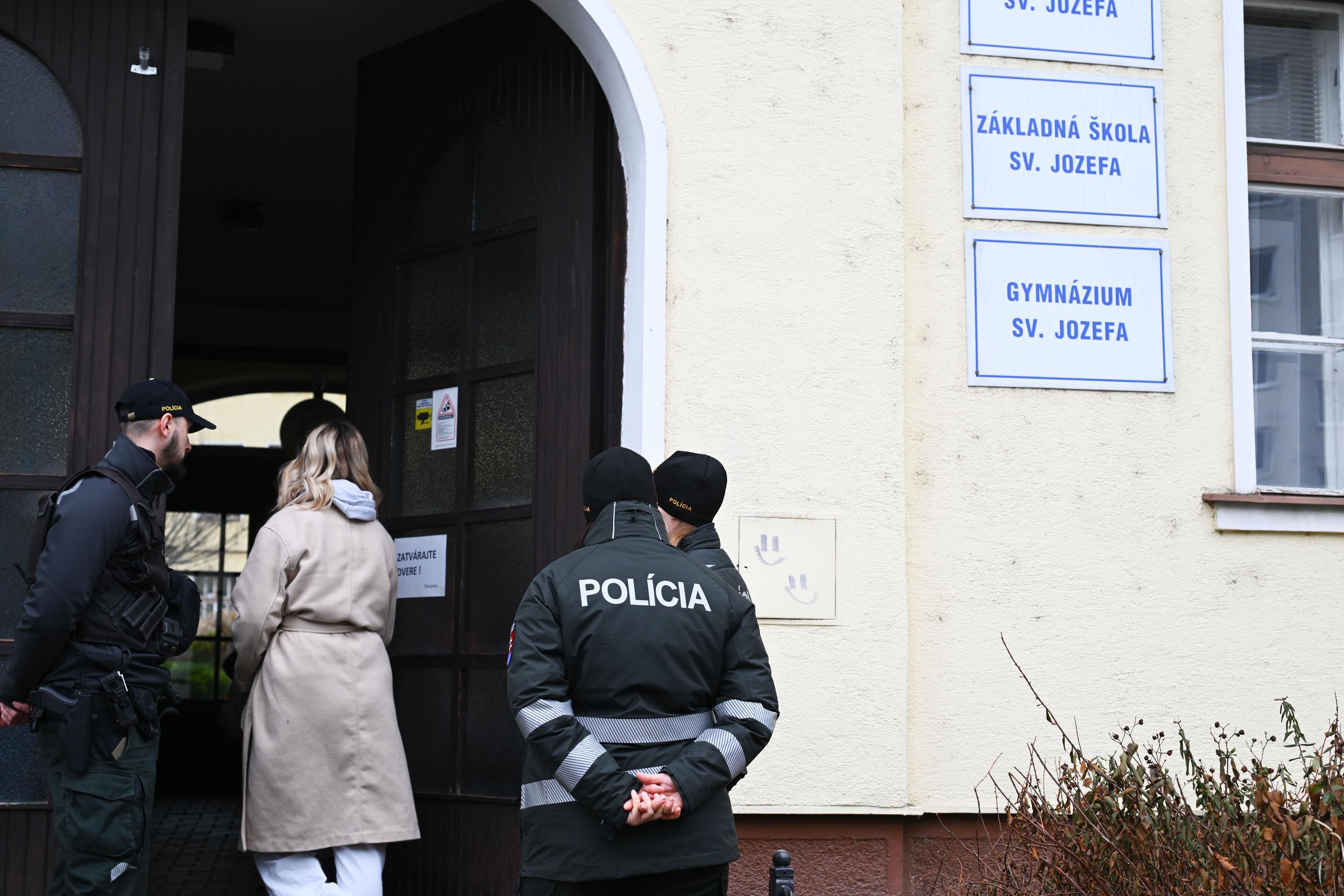 Streľba v škole v Novom Meste nad Váhom