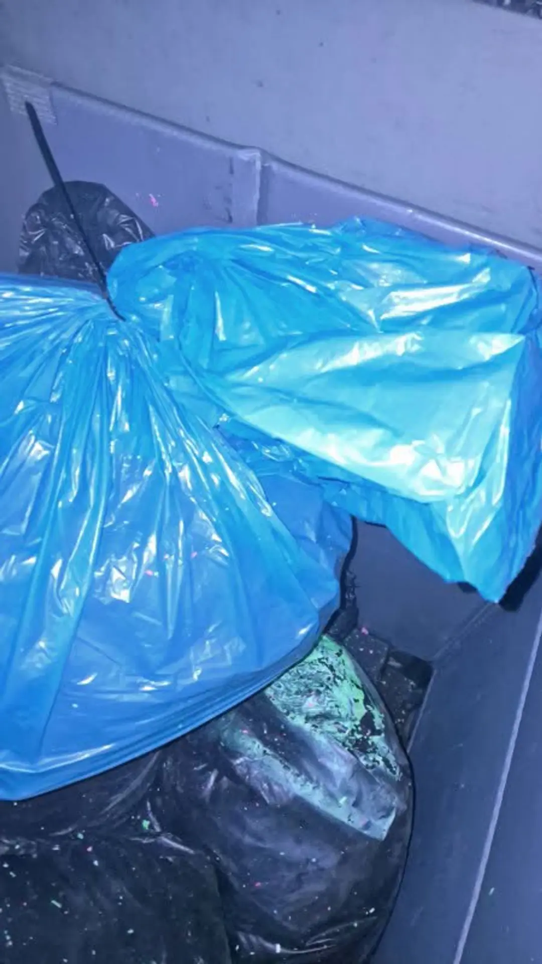 Slovákov podozrievajú z obchodu s tonami drog.