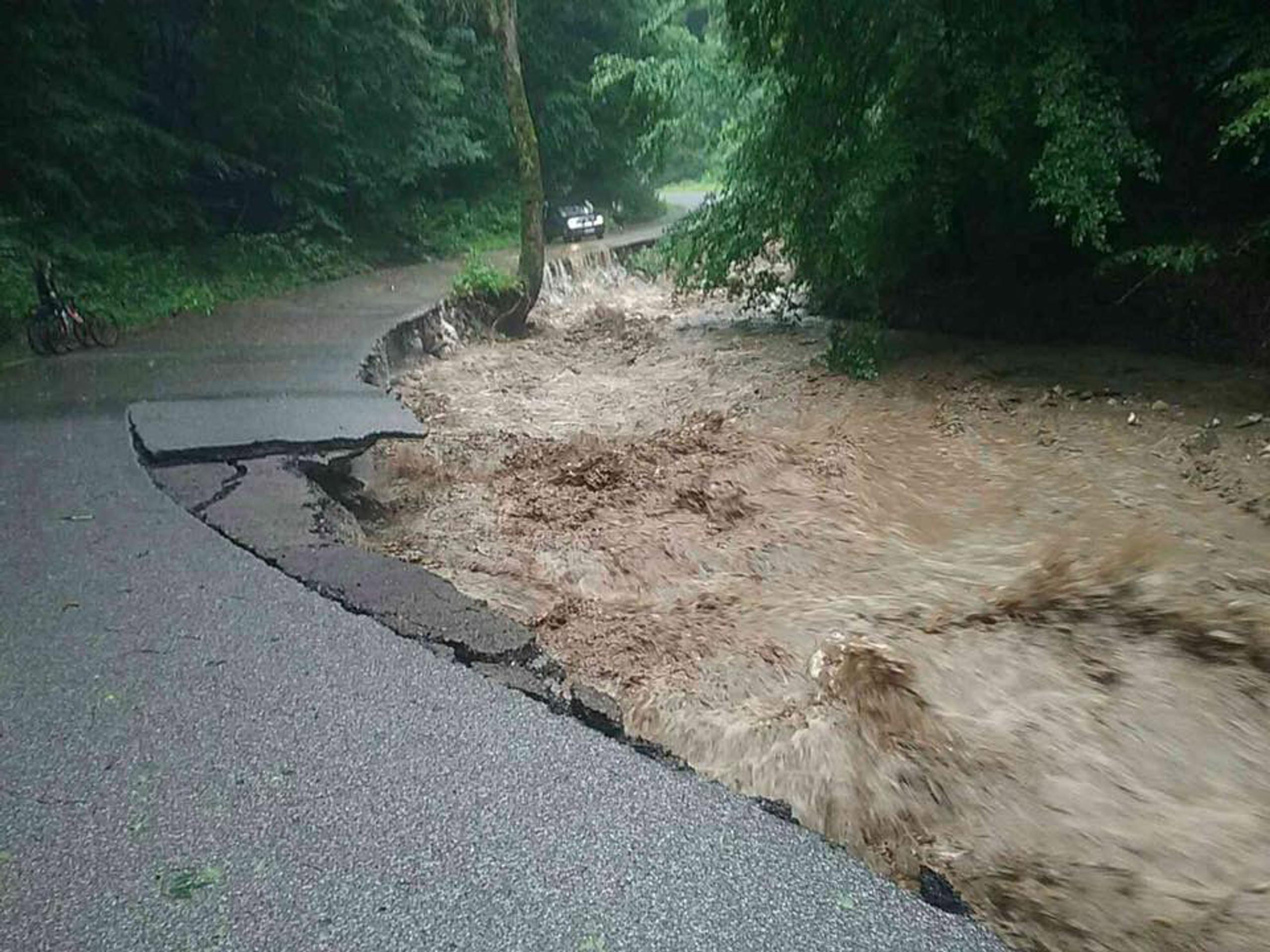 Prietrž mračien na Muráni.