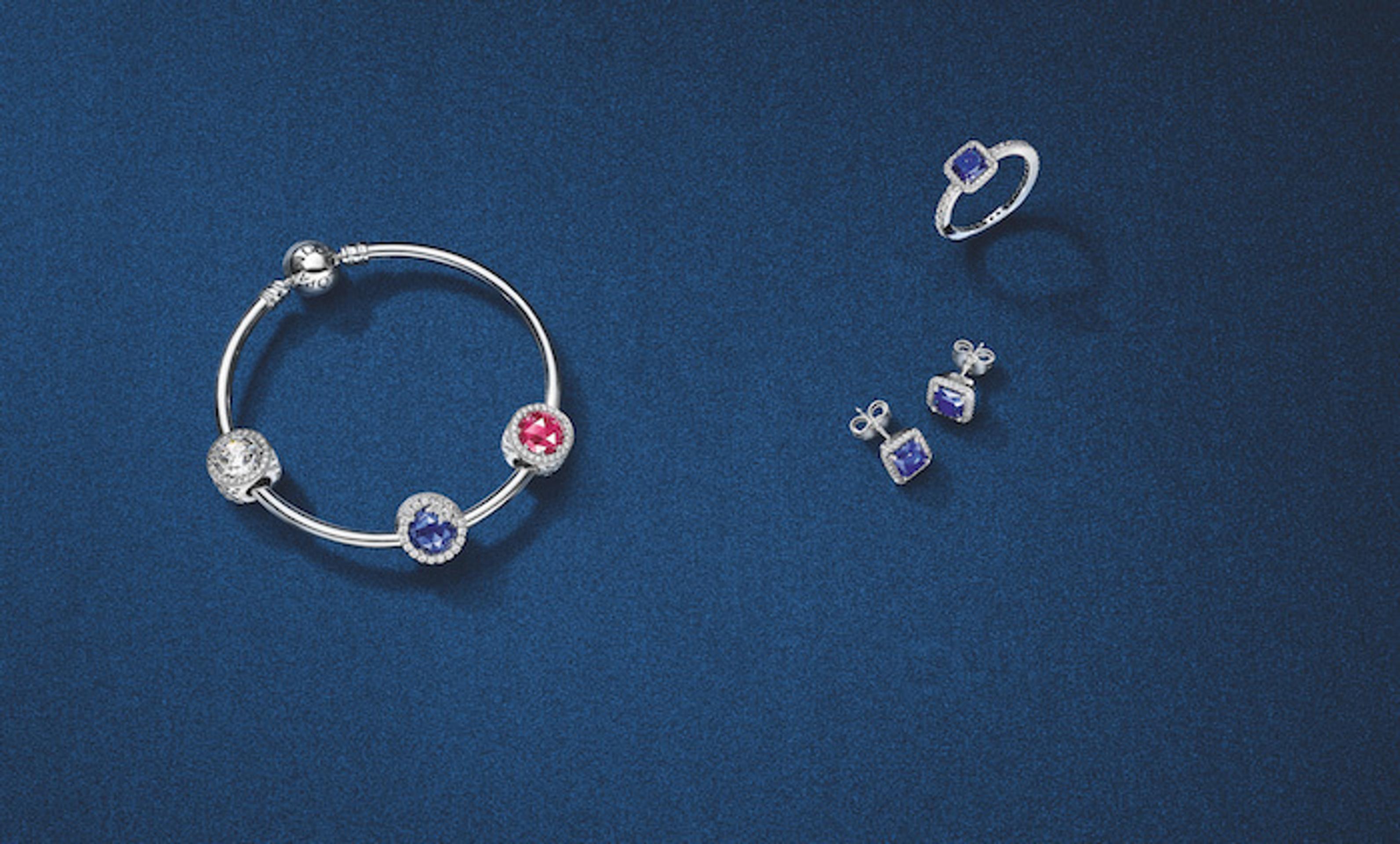 Cynthia Lara Vittek s mamou.