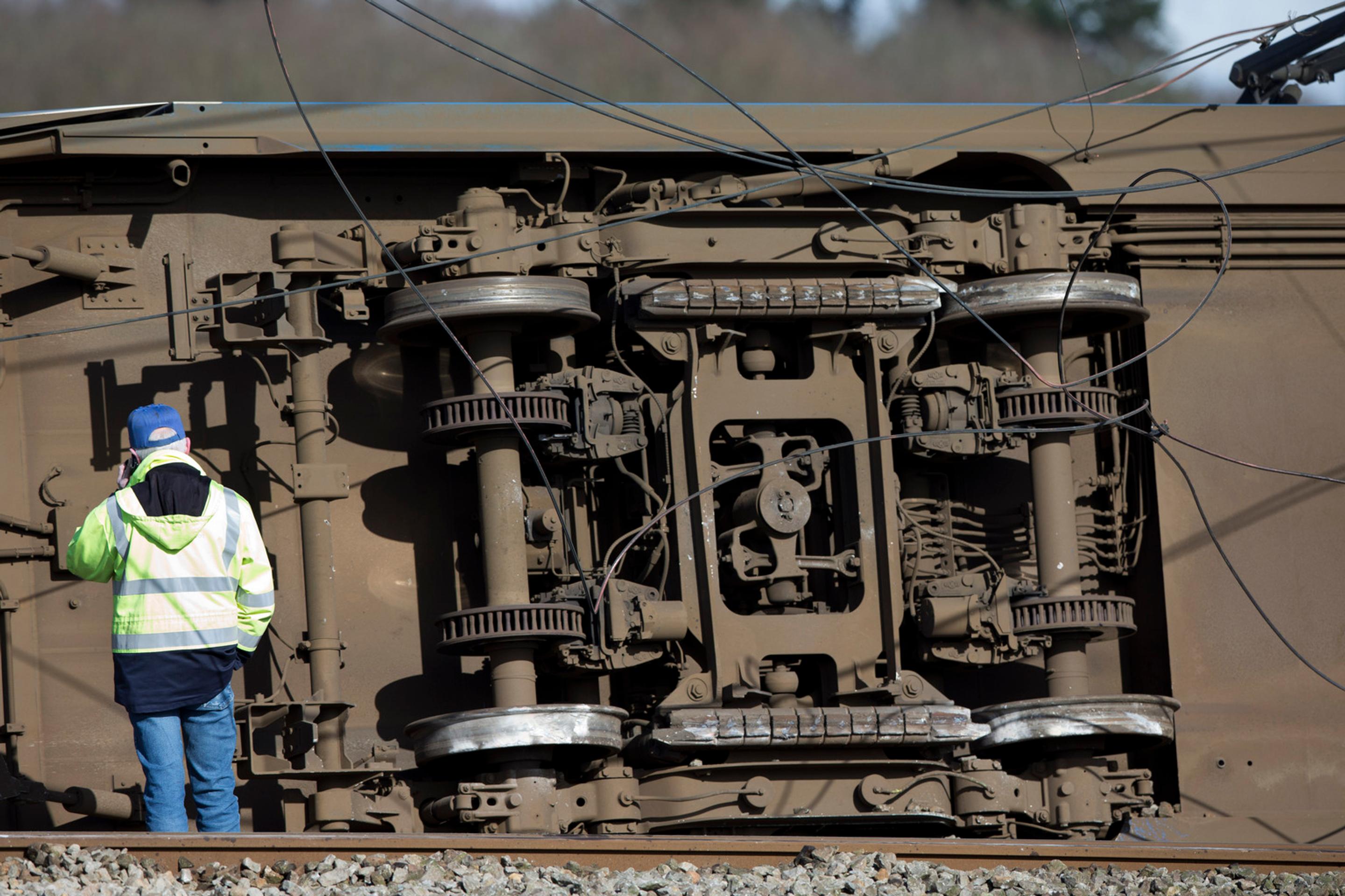 Zrážka vlaku s autožeriavom.