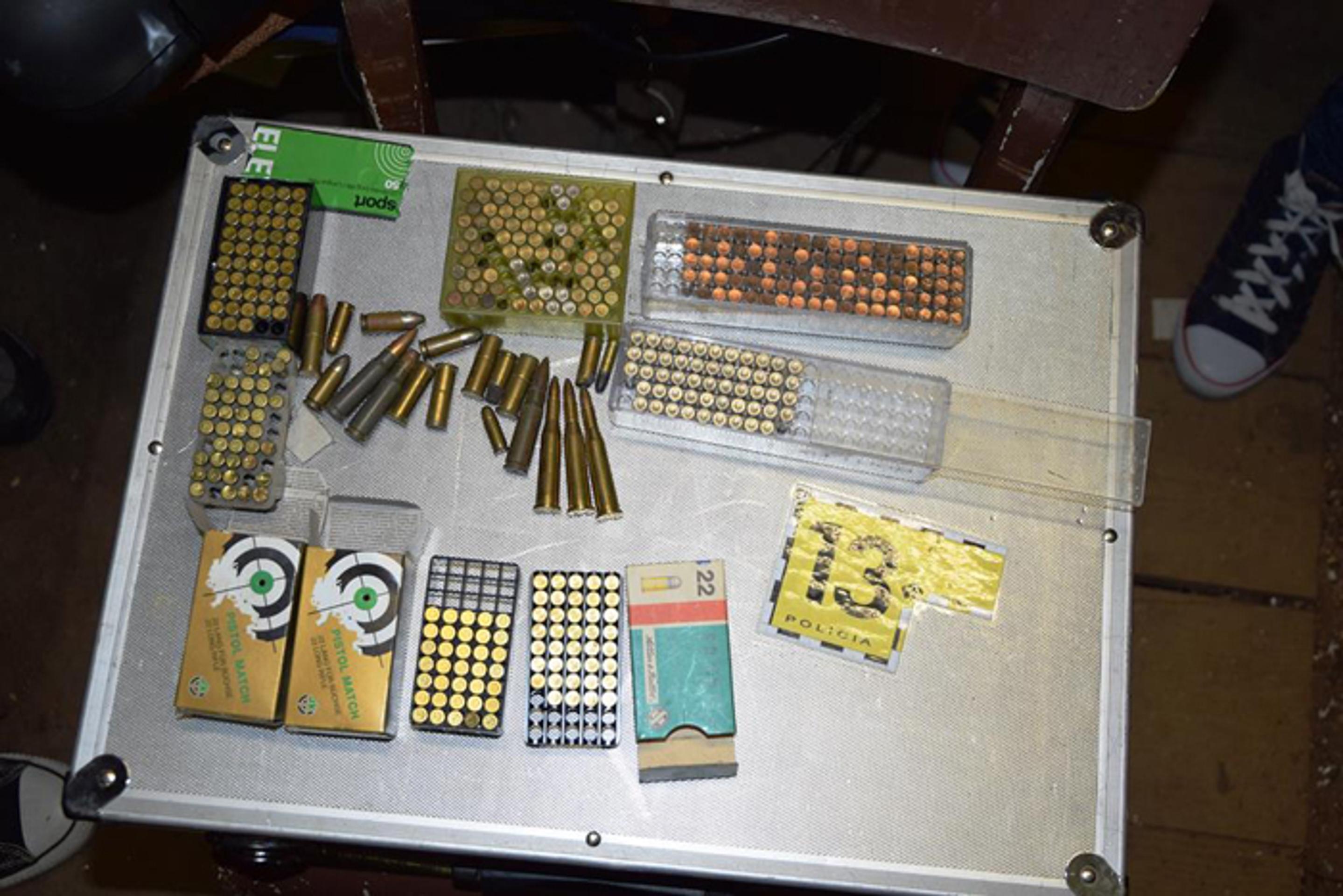 Zaistené náboje u Štefana Cs. 