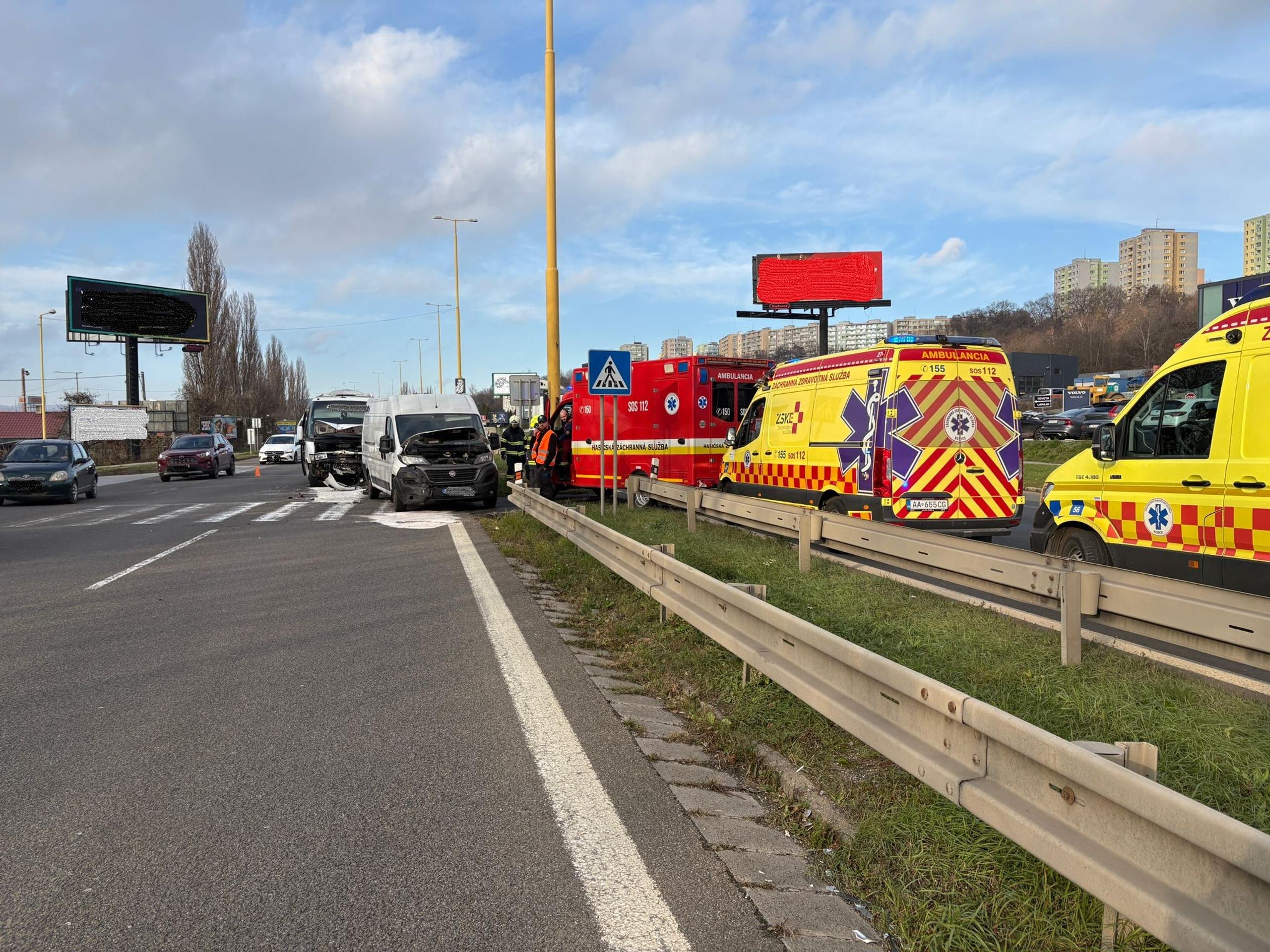 586217500_122143914776730230_1689757266866873258_n