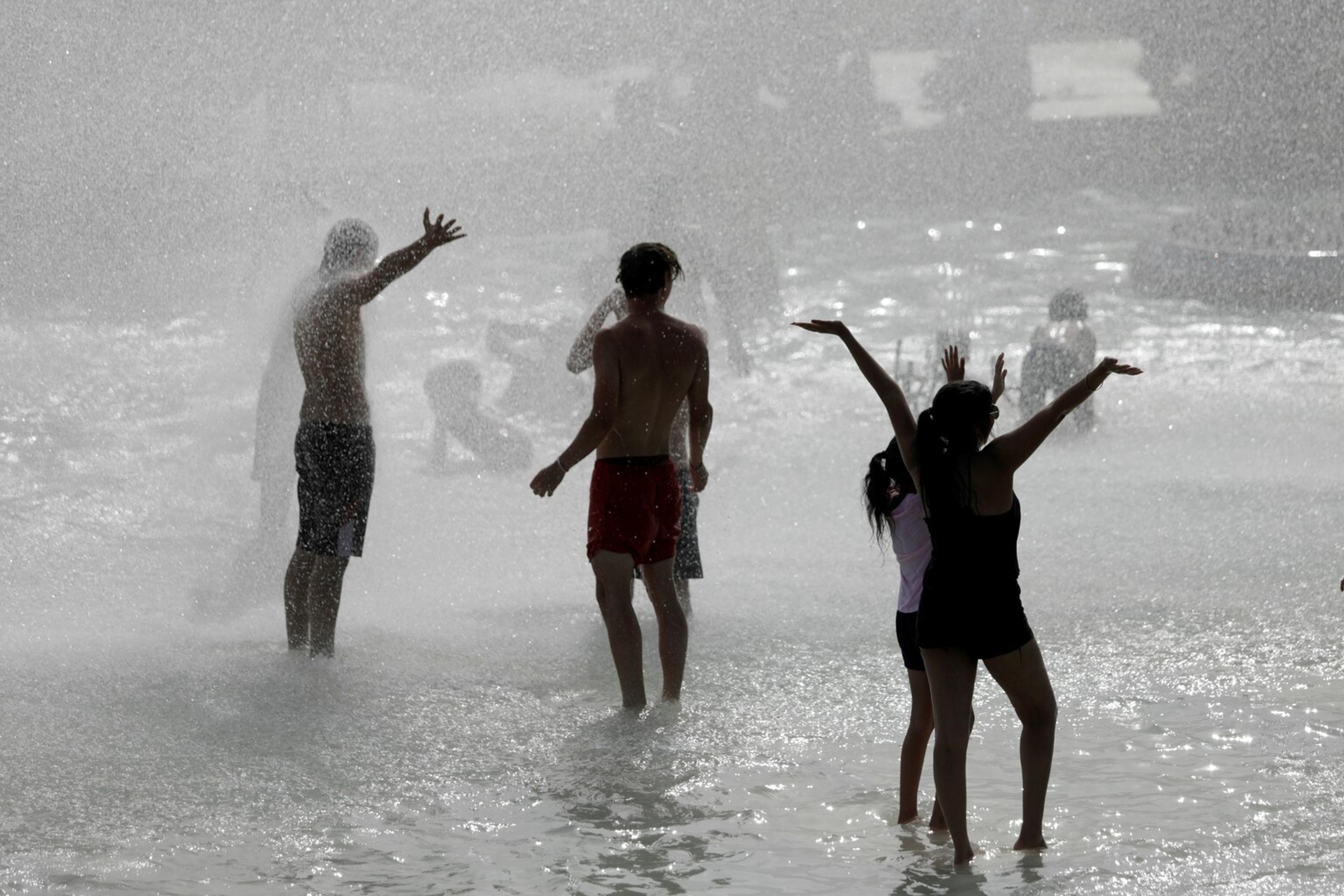 Pláž v anglickom Bournemouth.