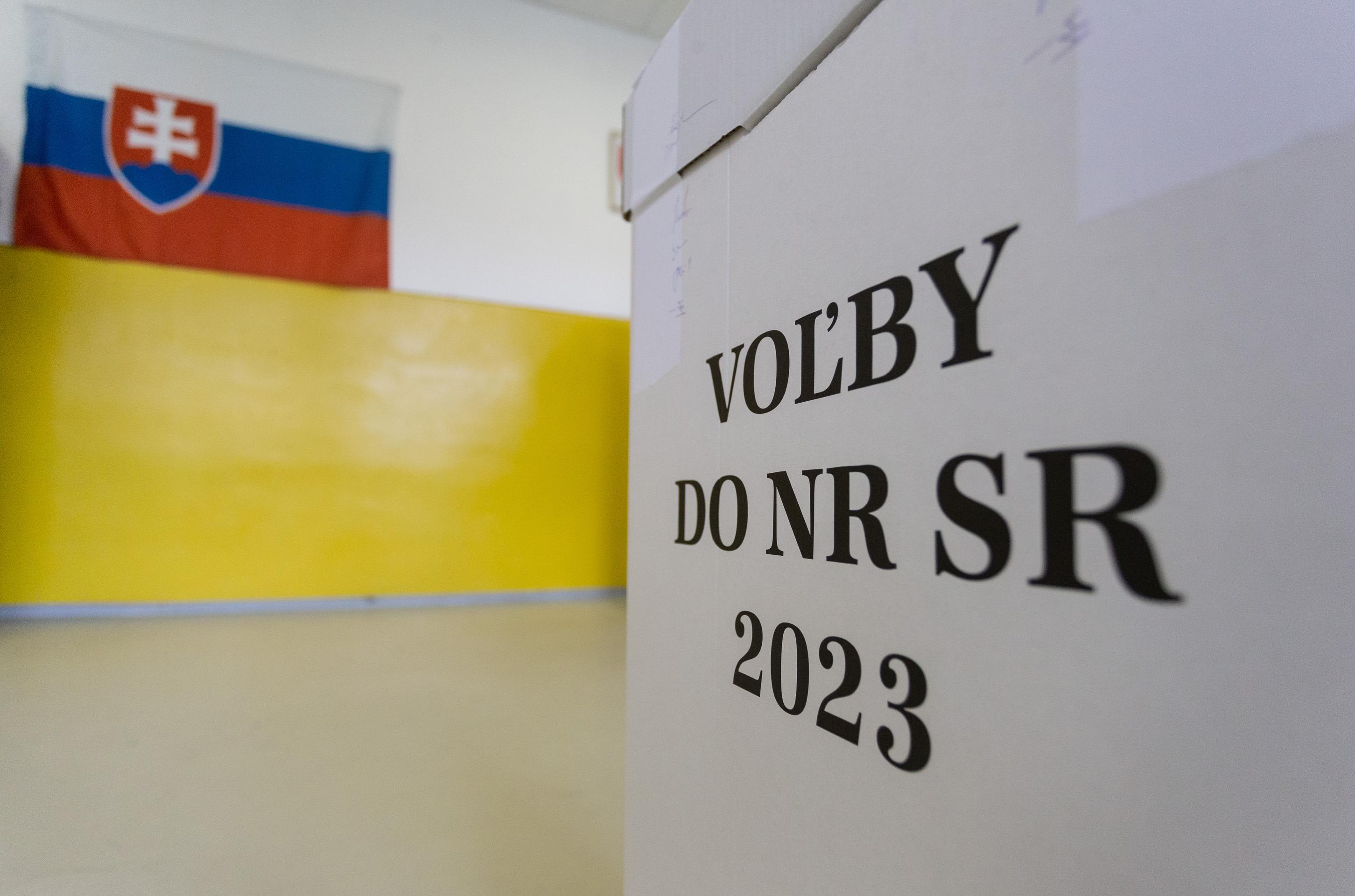 Predčasné parlamentné voľby na Slovensku.