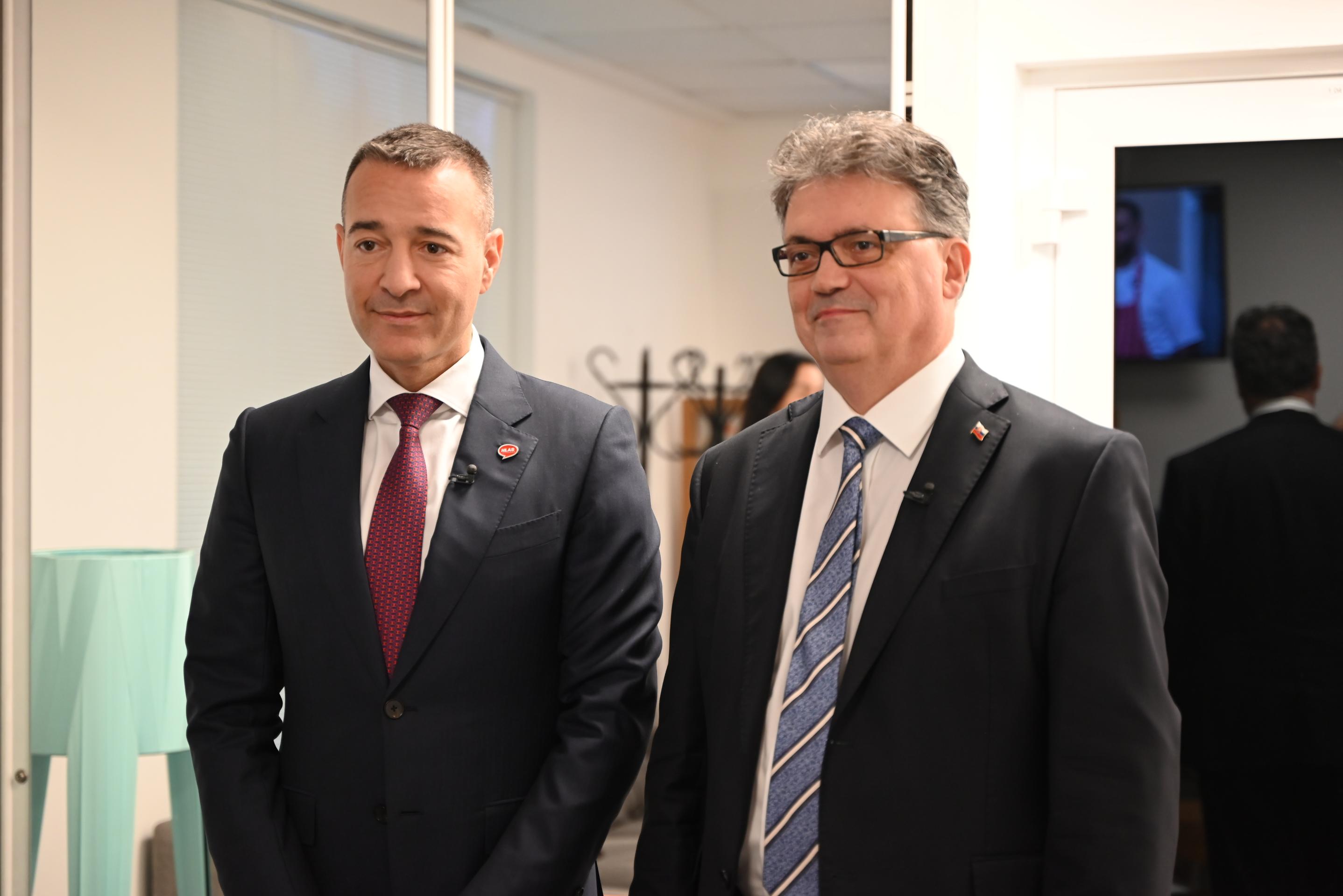 Minister školstva Tomáš Drucker (Hlas-SD) a bývalý minister školstva Ján Horecký (KDH)