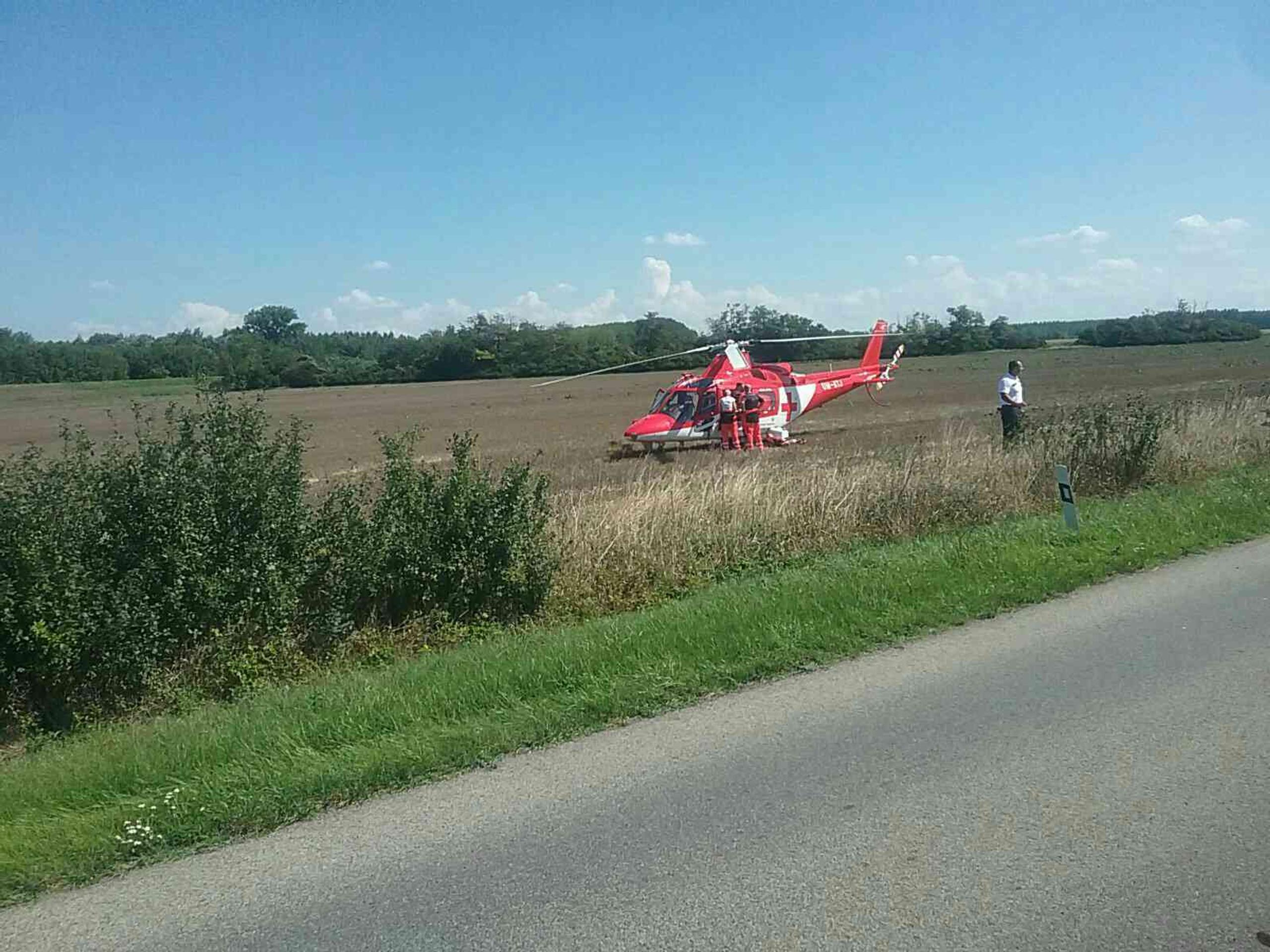 Zasahoval aj vrtuľník