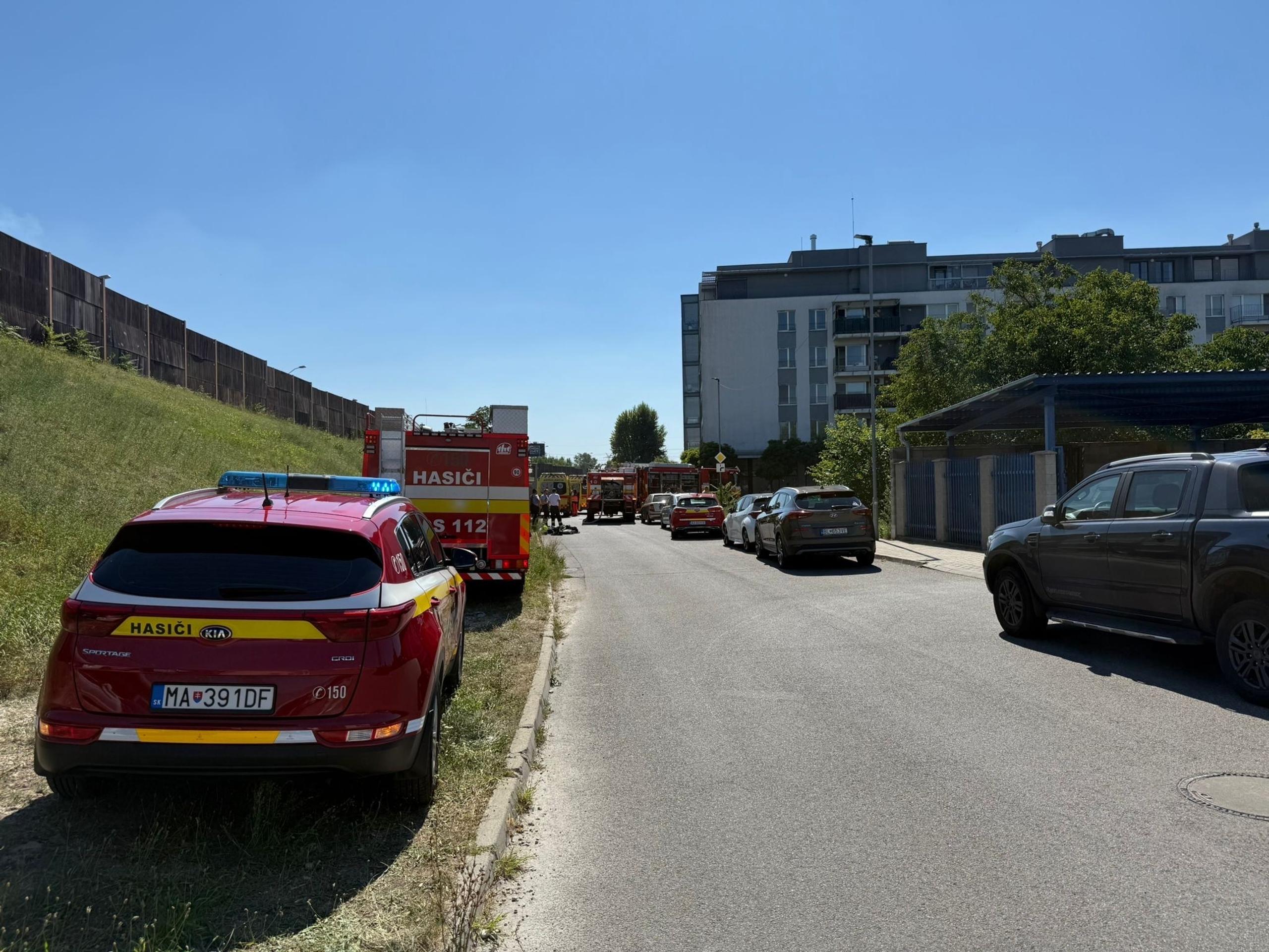 Požiar v bratislavskom Ružinove