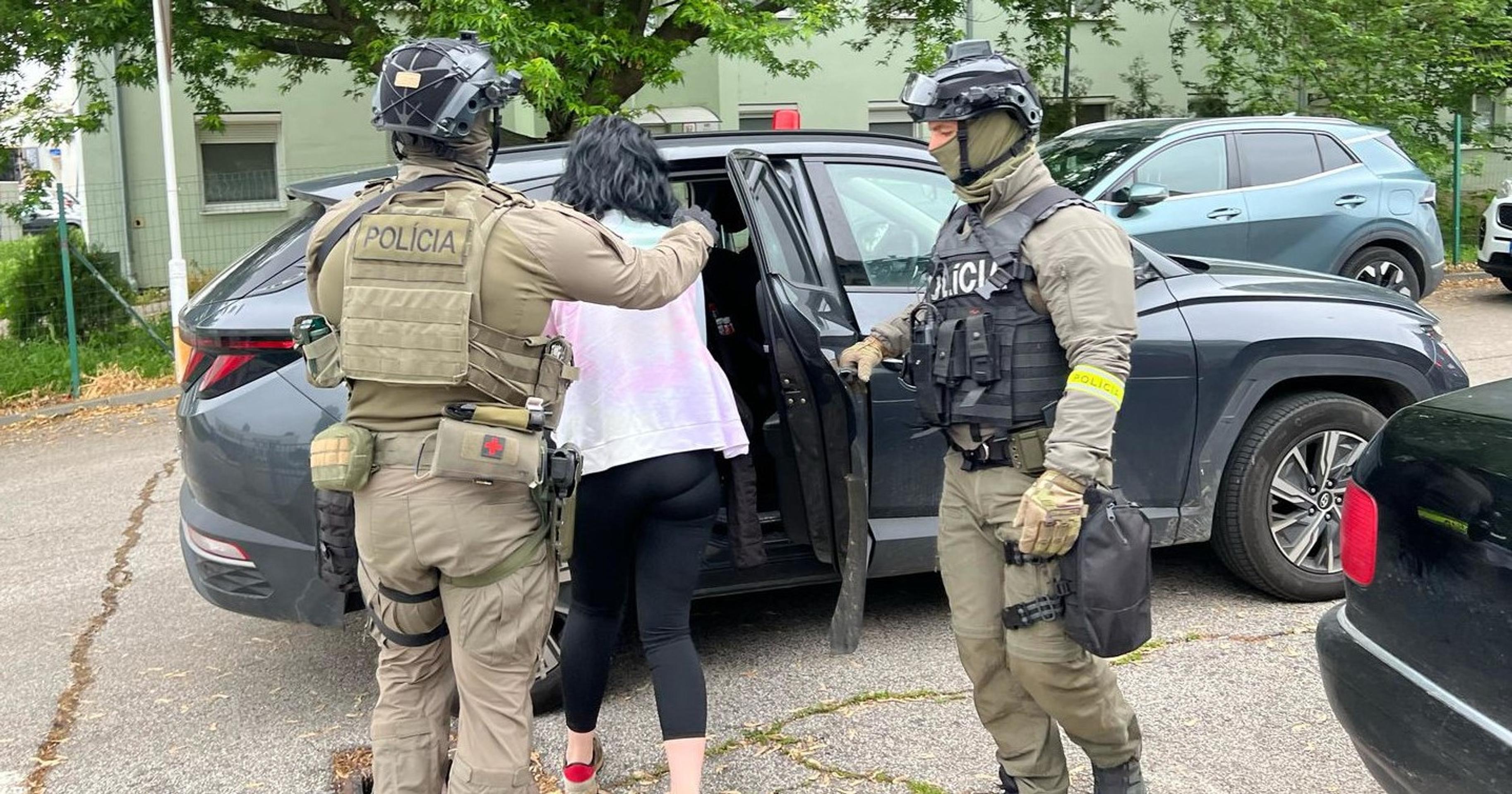 Zneužívali mladistvých na sexuálne služby.