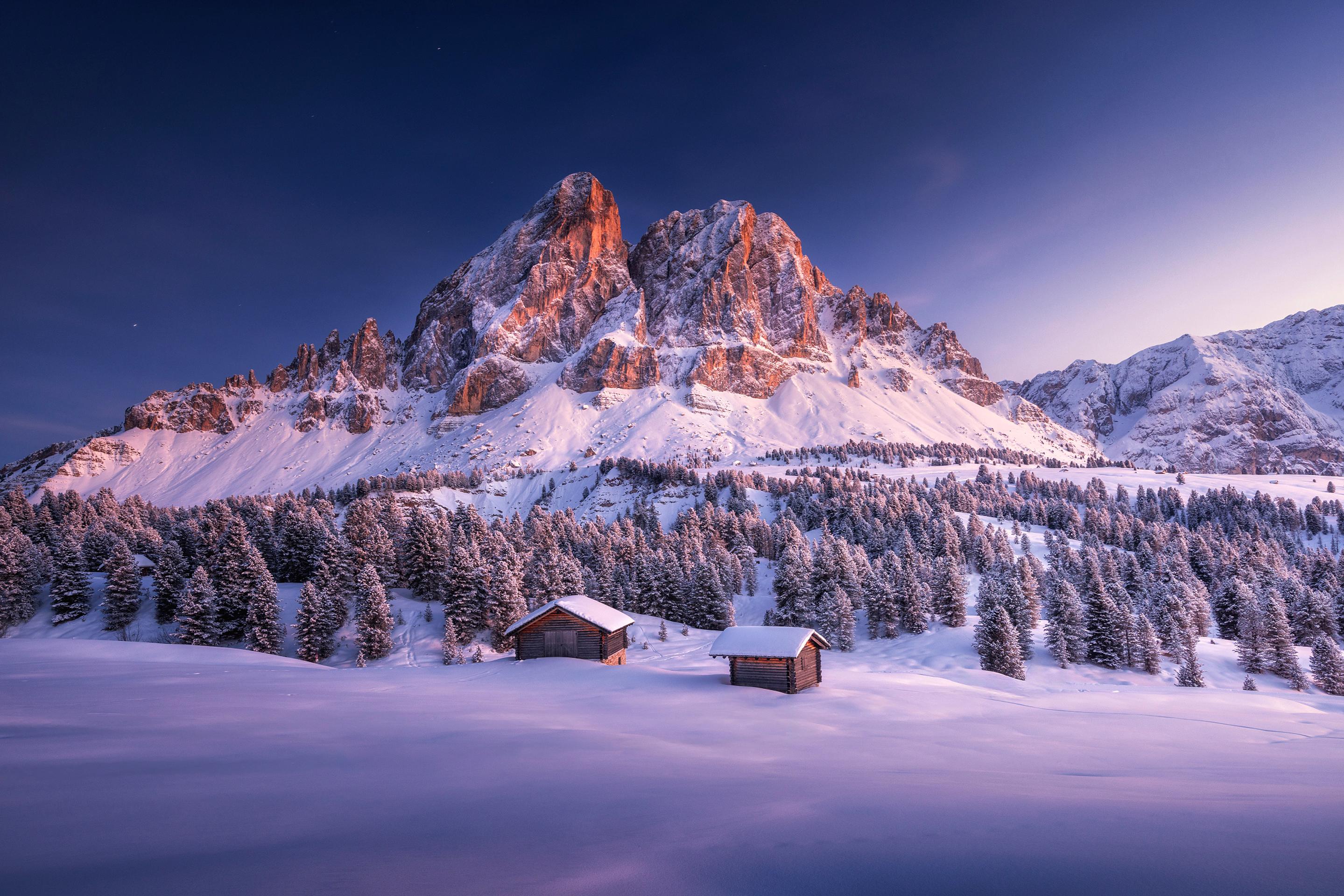 Dolomity