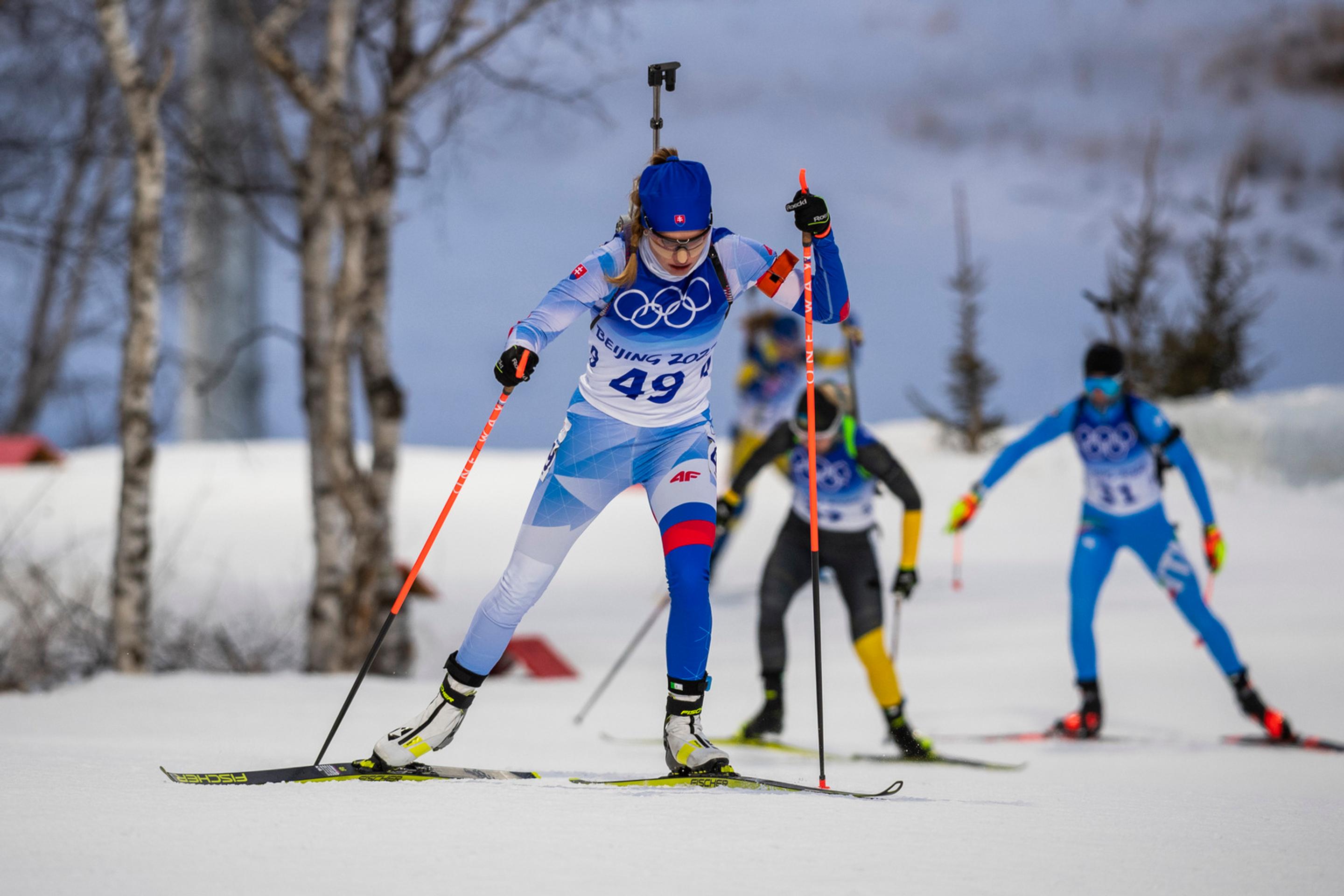 Slovenská biatlonistka Ivona Fialková počas vytrvalostných pretekov žien na ZOH 2022.