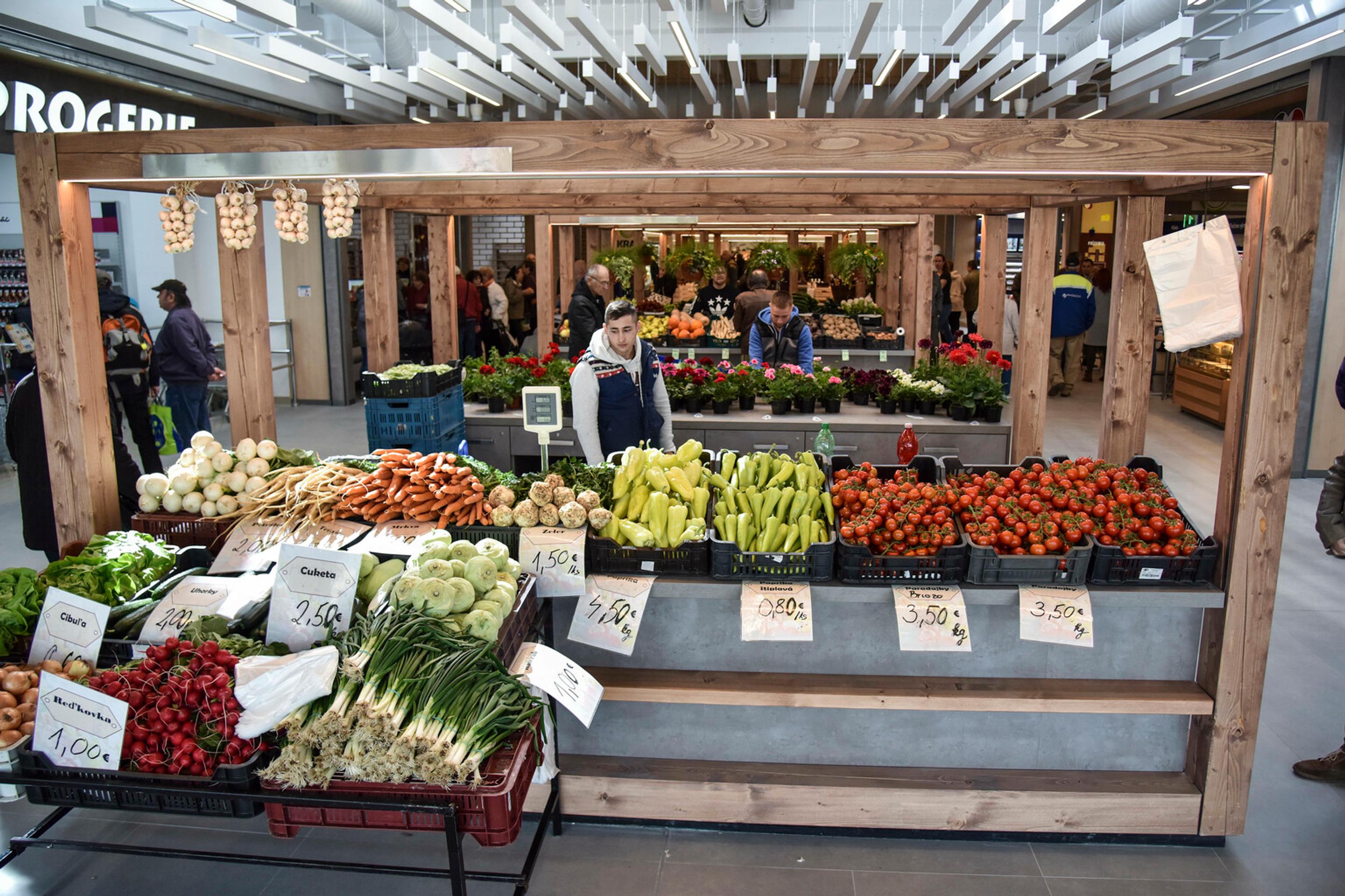 Novootvorená Petržalská tržnica.