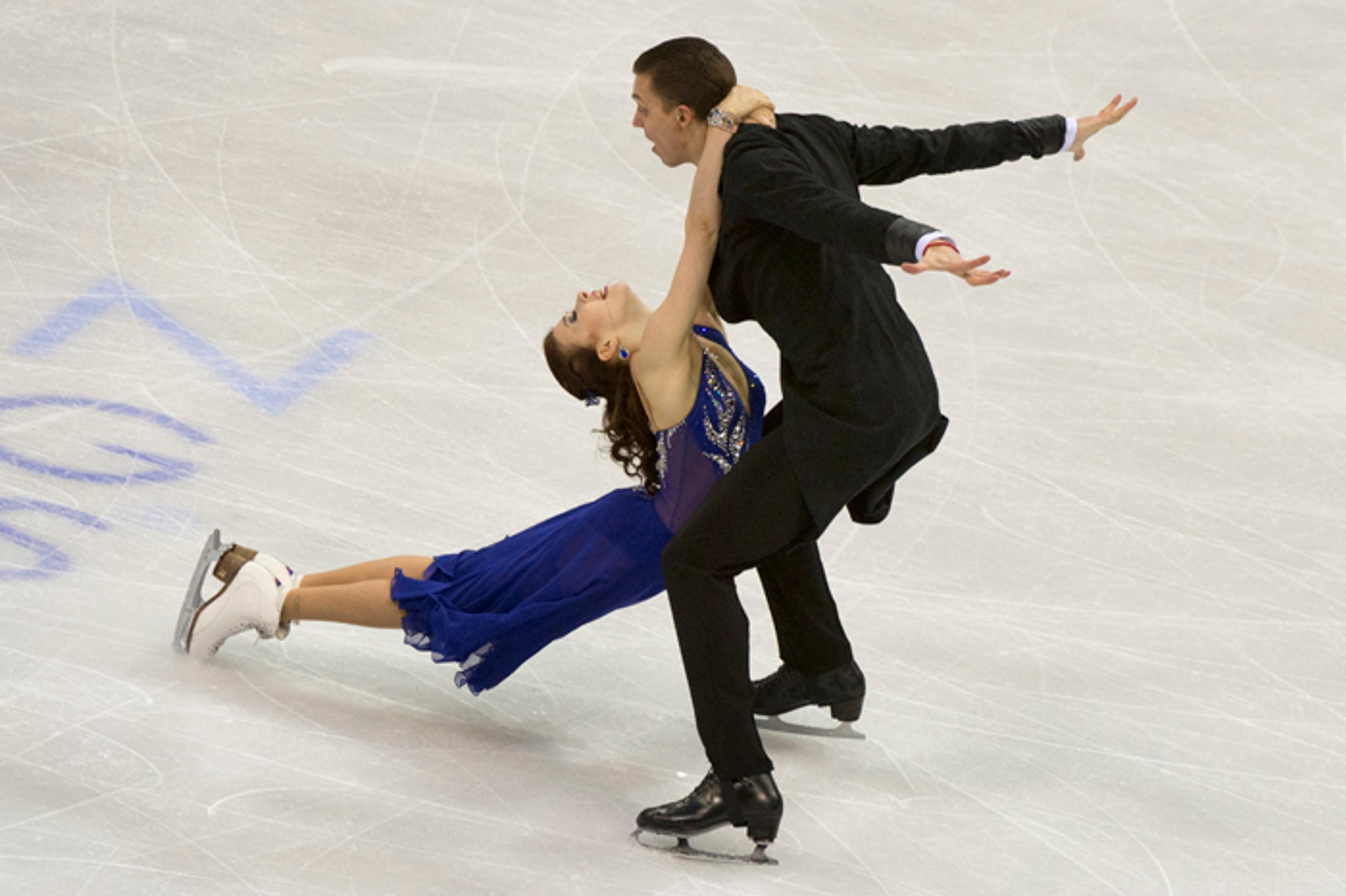 Ruskí reprezentanti v tancoch na ľade Jekaterina Bobrovová a Dmitrij Soloviov na ME.