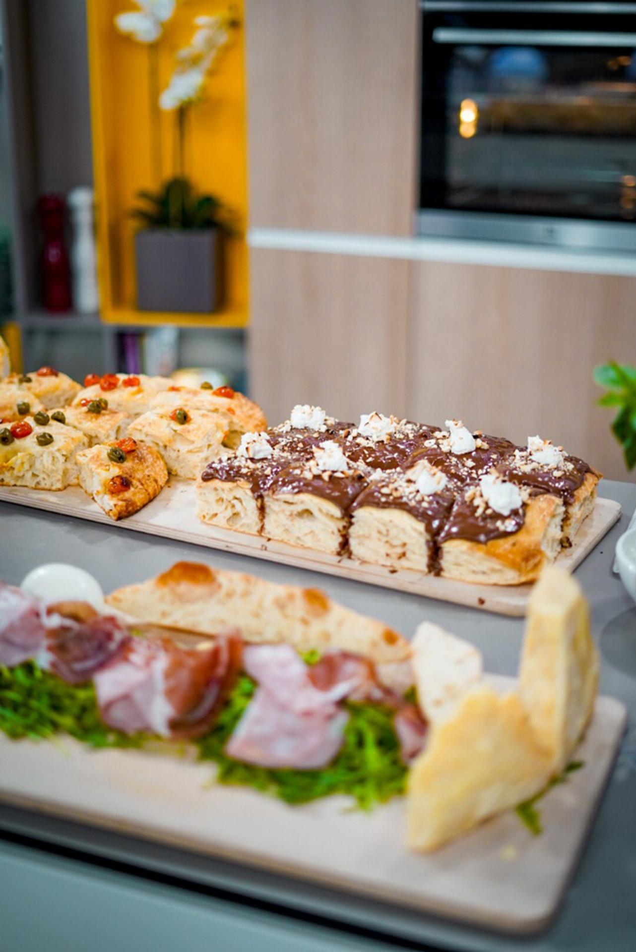 Slaná a sladká focaccia.