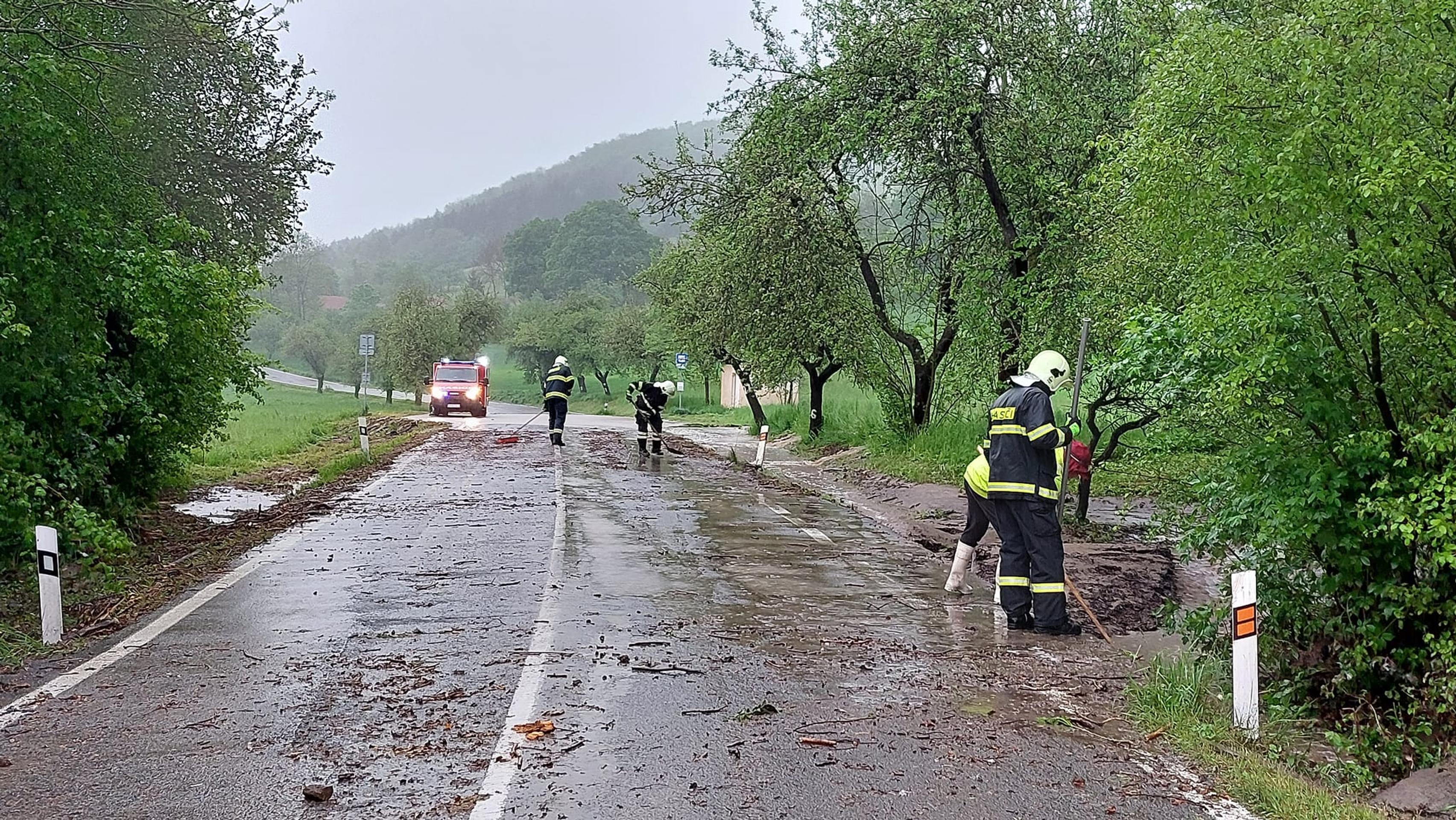 Zasahuje aj polícia