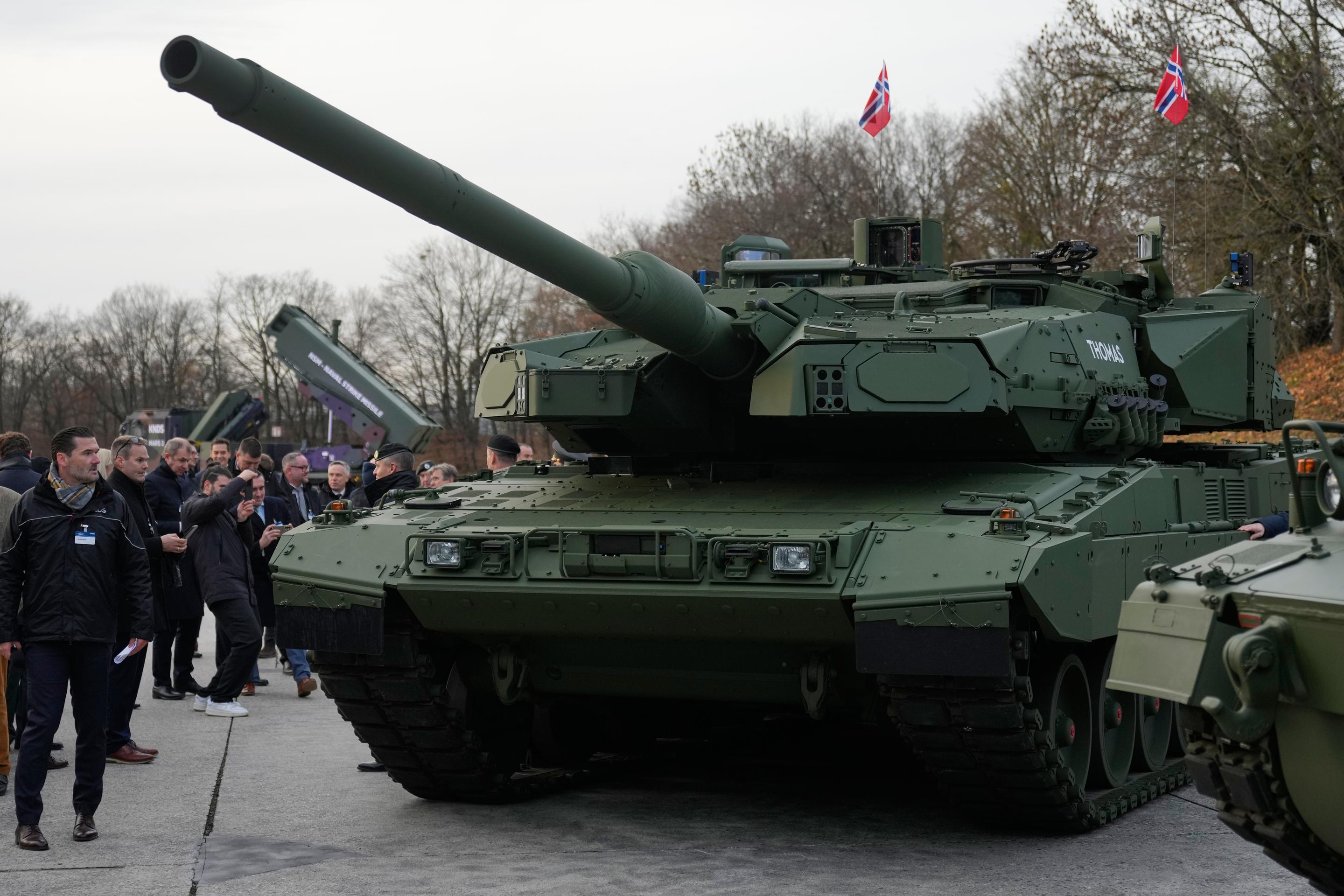 Nemecko ukázalo nový tank Leopard 2A8.